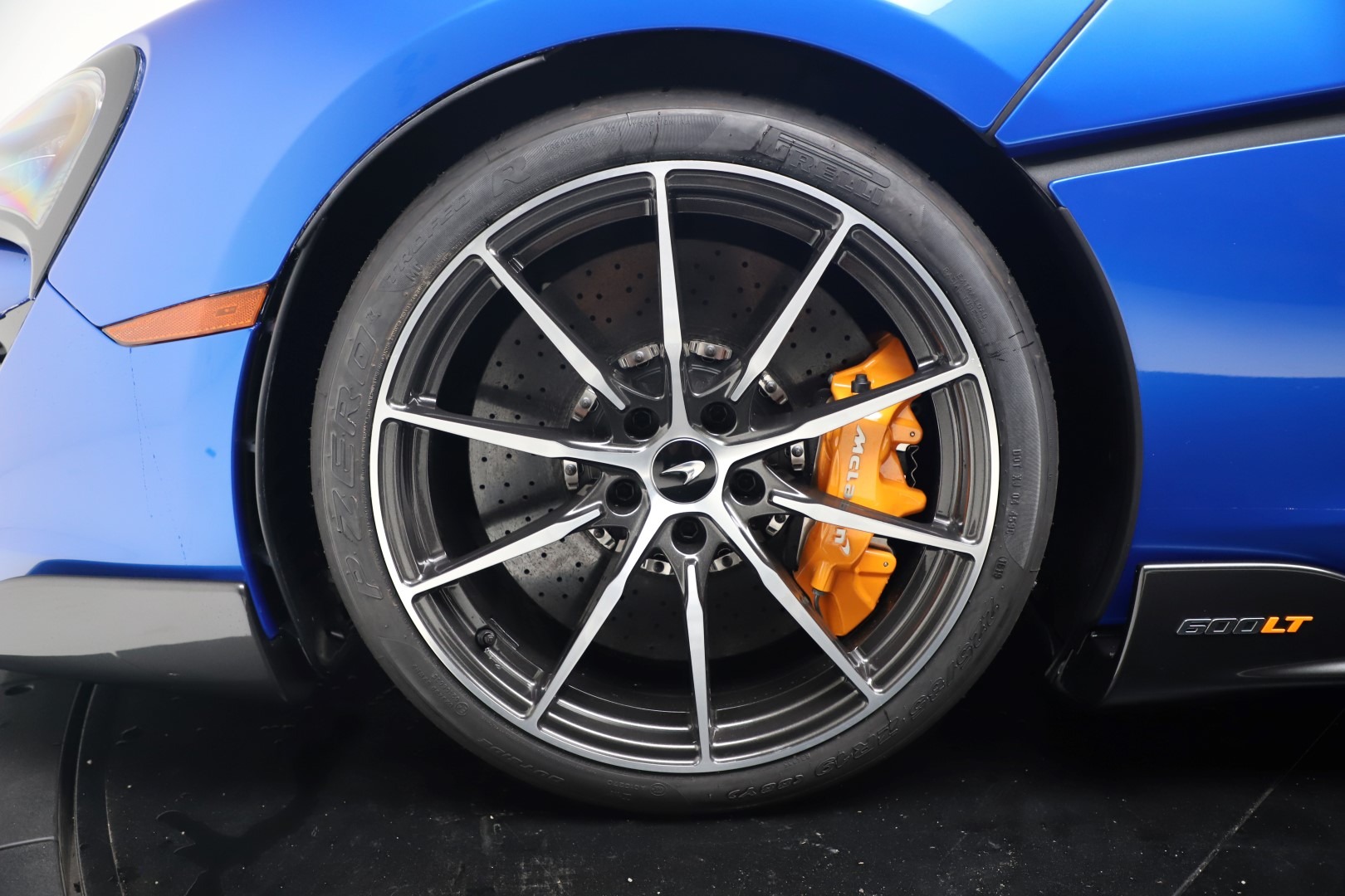 New-2019-McLaren-600LT-Coupe