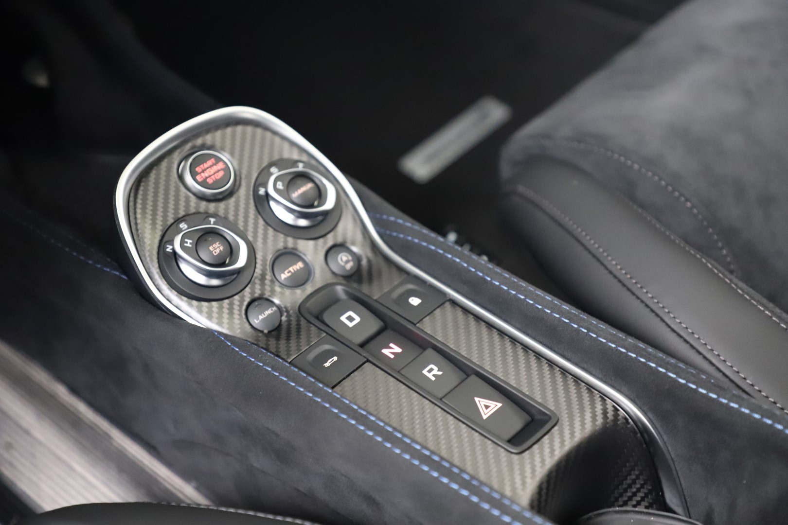 New-2019-McLaren-600LT-Coupe