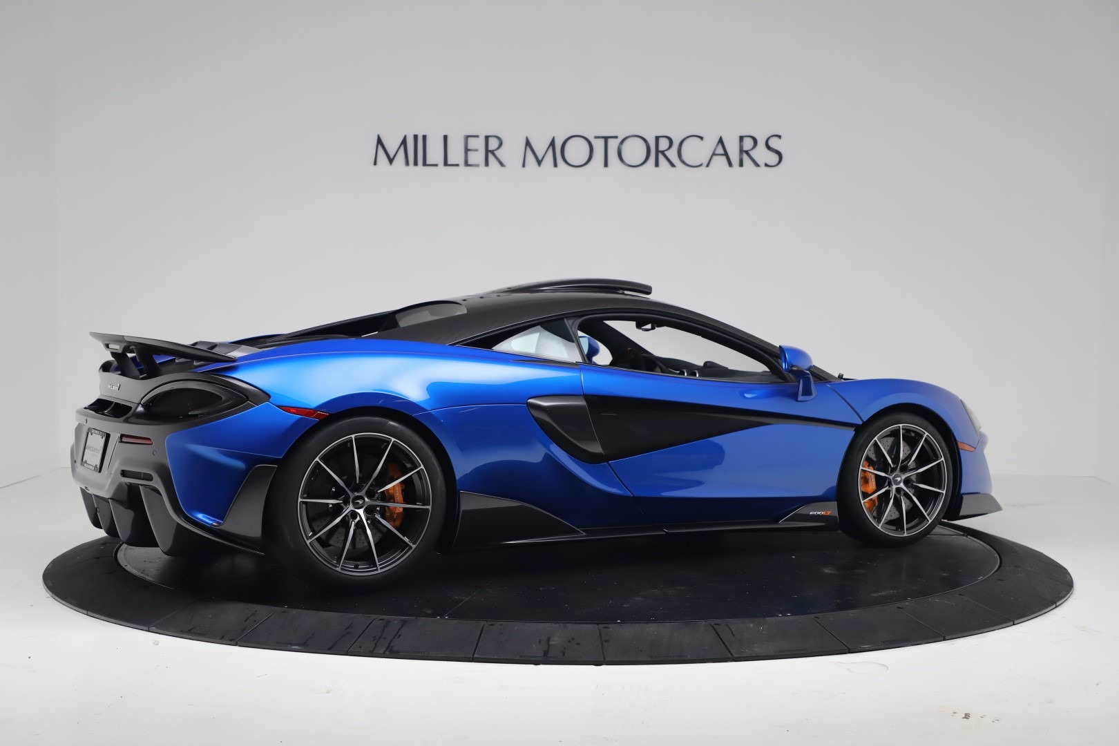 New-2019-McLaren-600LT-Coupe