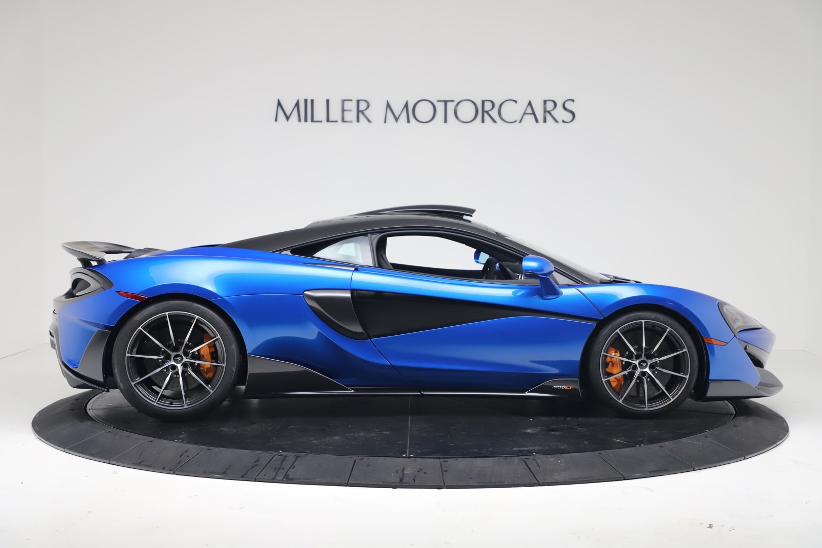 New-2019-McLaren-600LT-Coupe