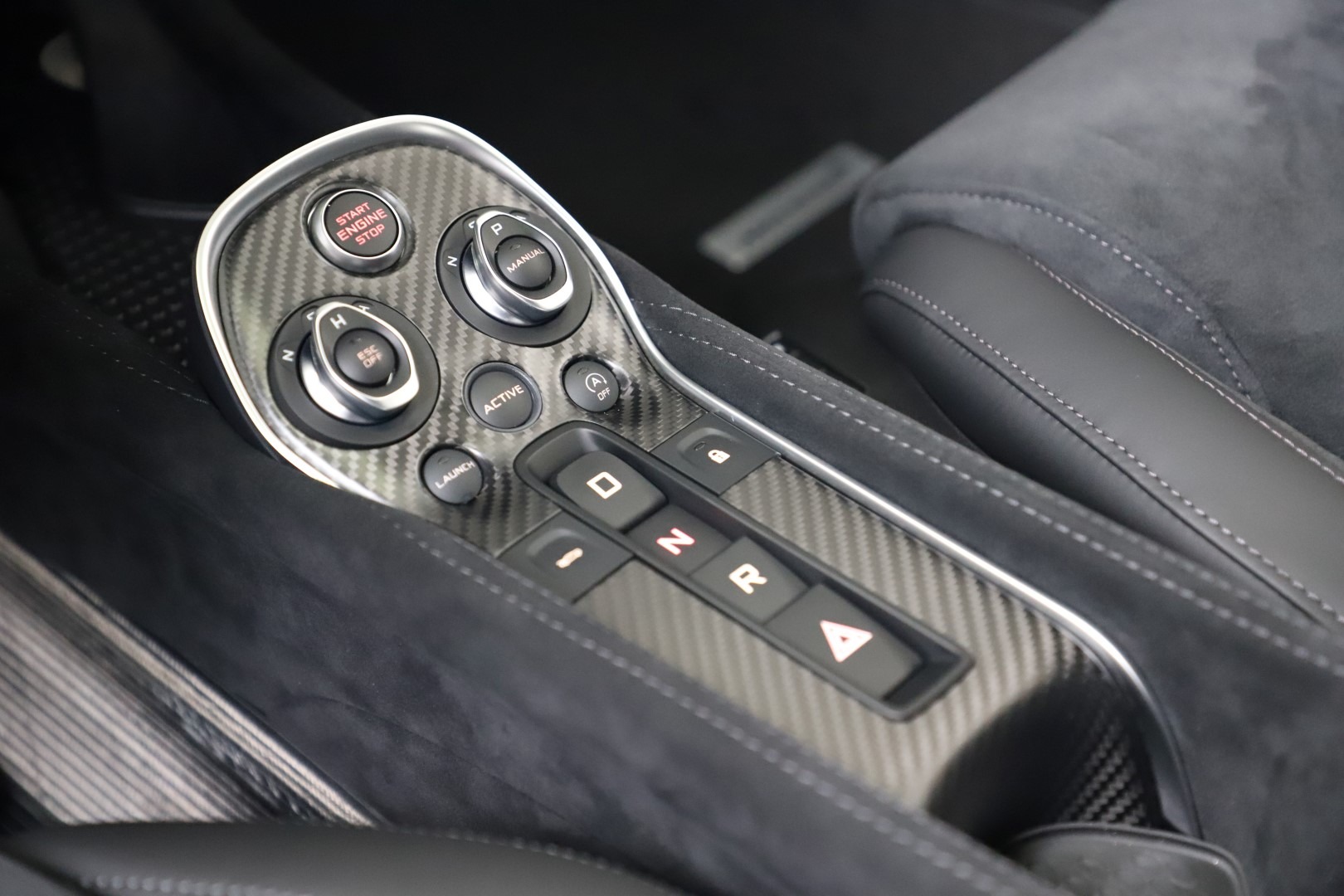 New-2019-McLaren-600LT-Coupe