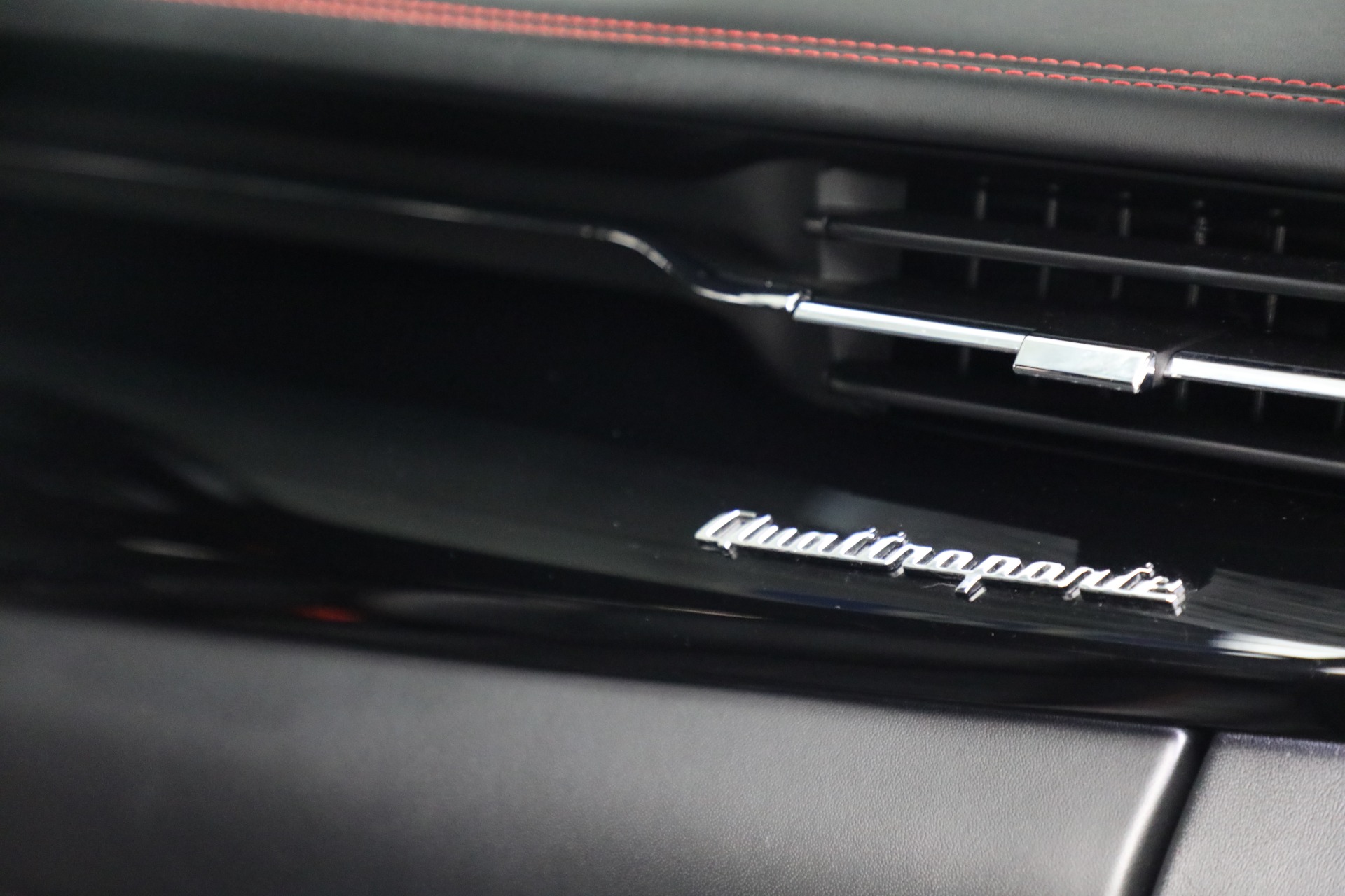 Used-2019-Maserati-Quattroporte-S-Q4-GranSport