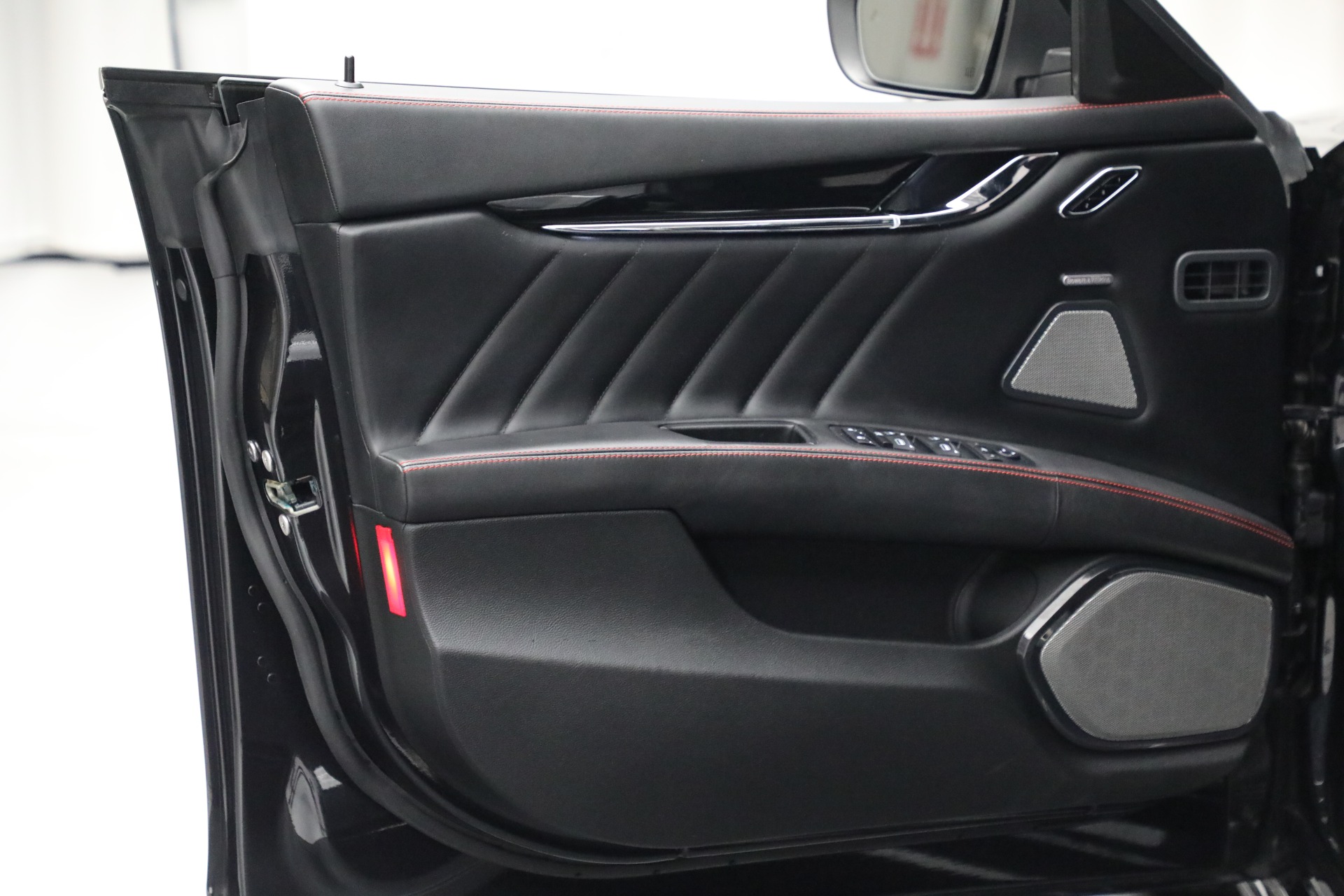 Used-2019-Maserati-Quattroporte-S-Q4-GranSport