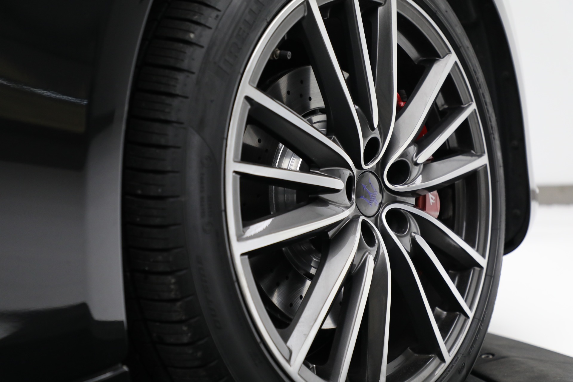 Used-2019-Maserati-Quattroporte-S-Q4-GranSport