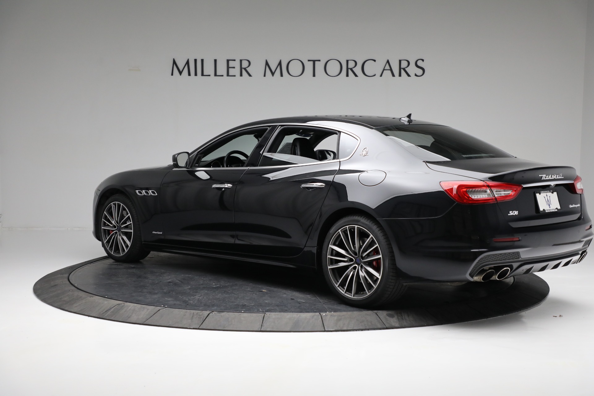Used-2019-Maserati-Quattroporte-S-Q4-GranSport