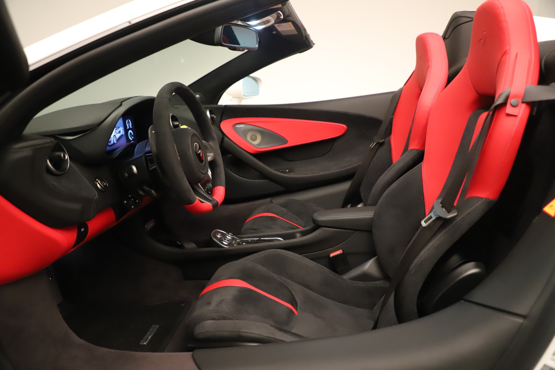 New-2020-McLaren-570S-Convertible