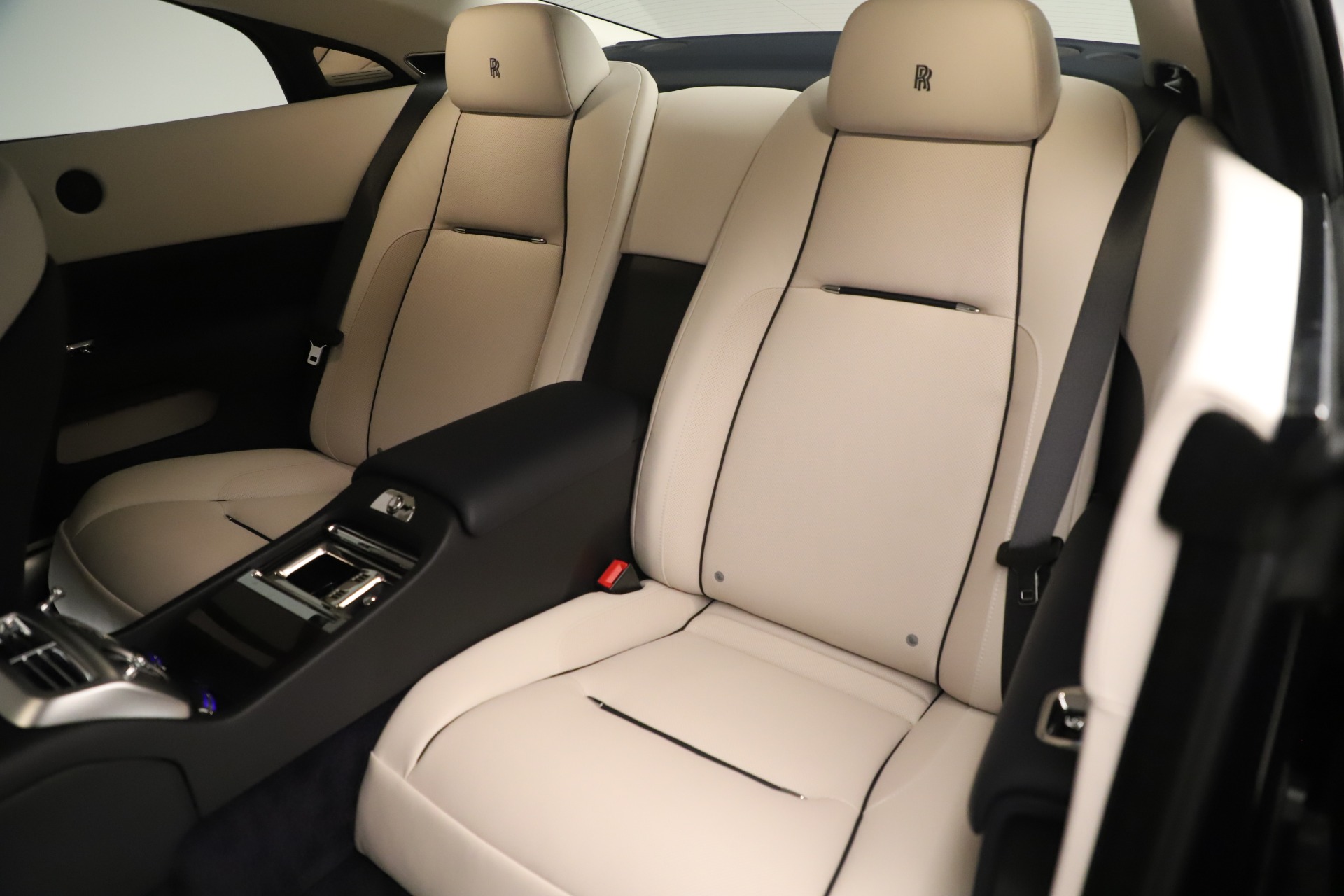 Used-2015-Rolls-Royce-Wraith