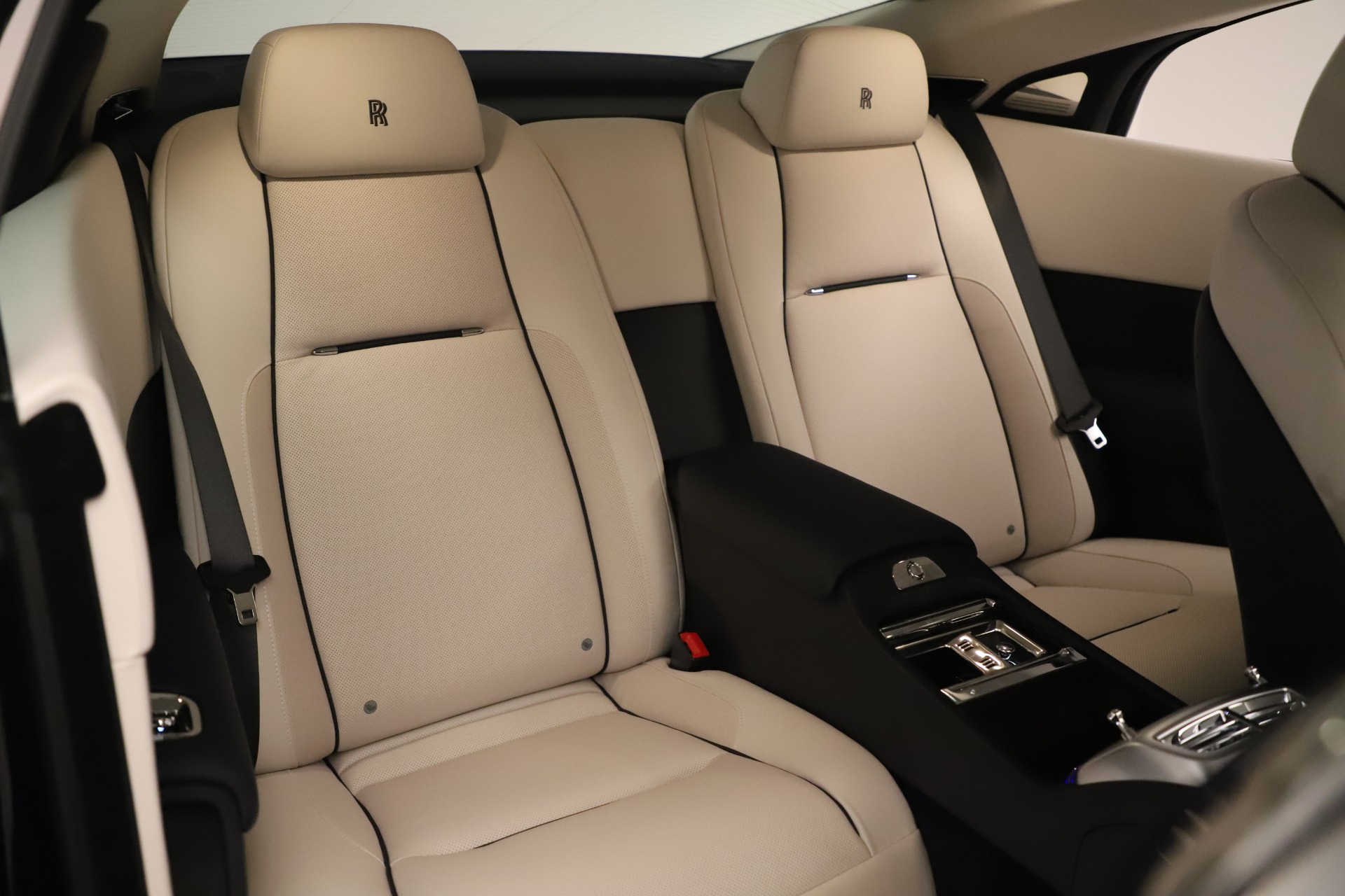 Used-2015-Rolls-Royce-Wraith