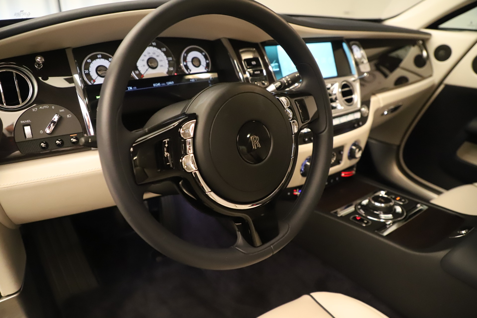 Used-2015-Rolls-Royce-Wraith