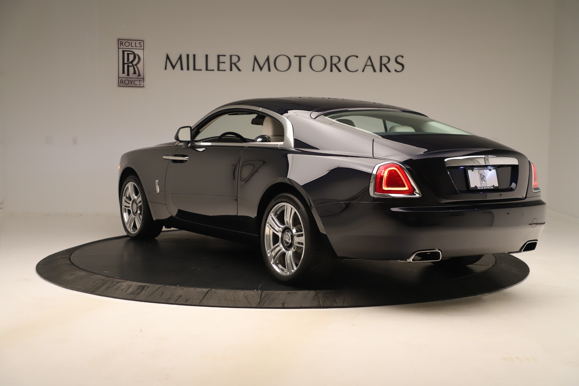 Used-2015-Rolls-Royce-Wraith