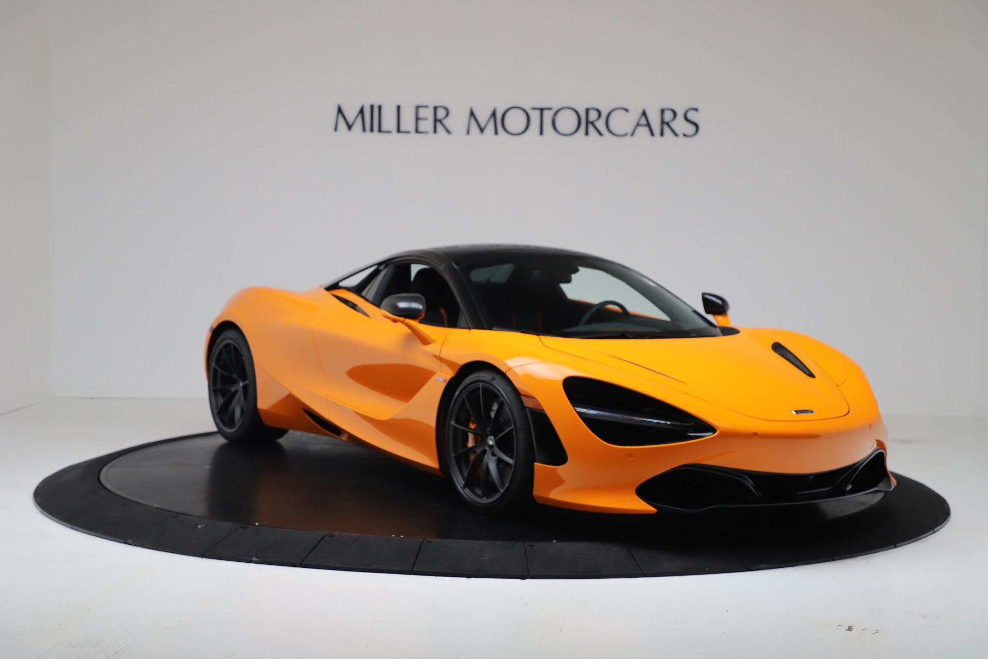 Used-2020-McLaren-720S-Spider-Performance