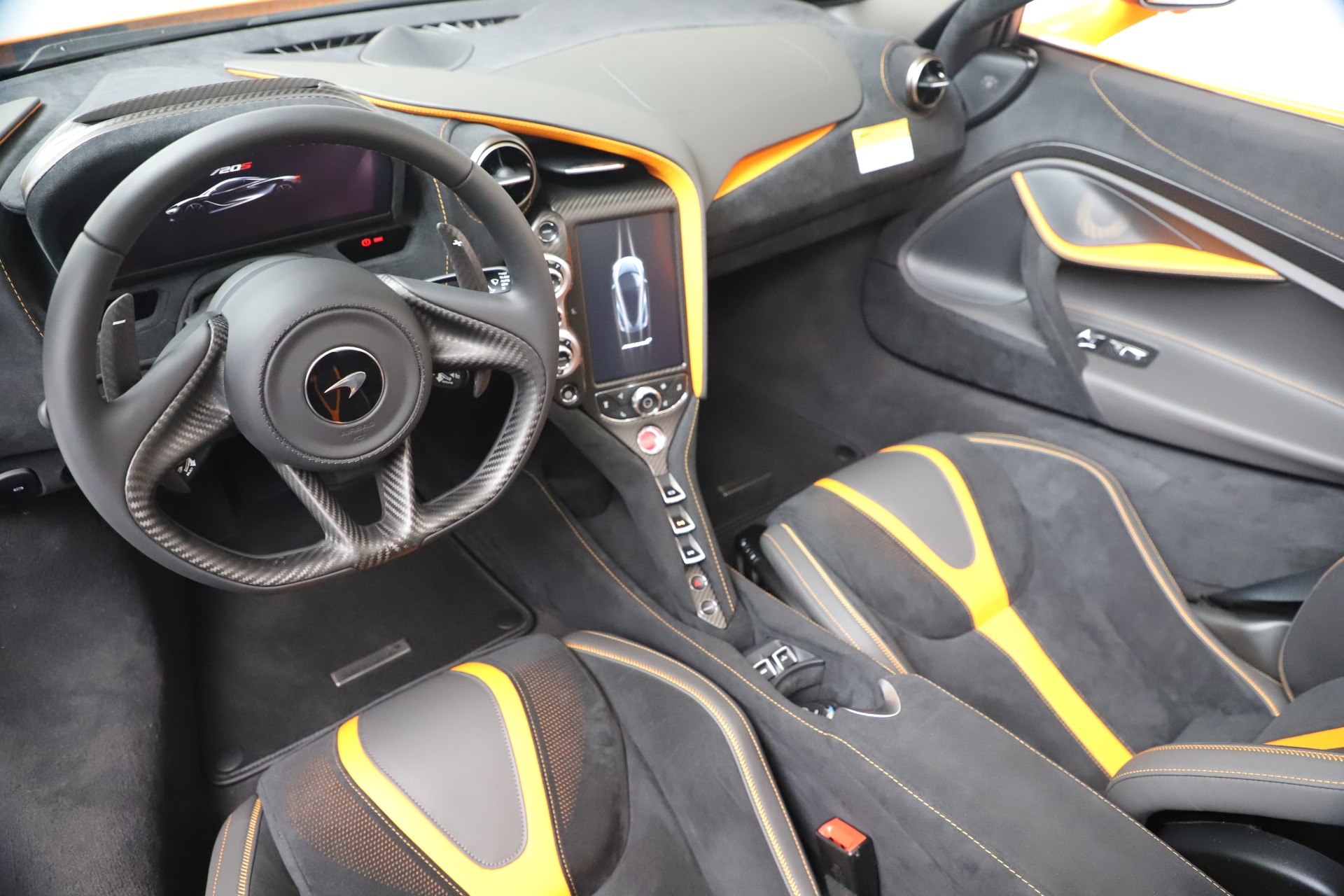 Used-2020-McLaren-720S-Spider-Performance