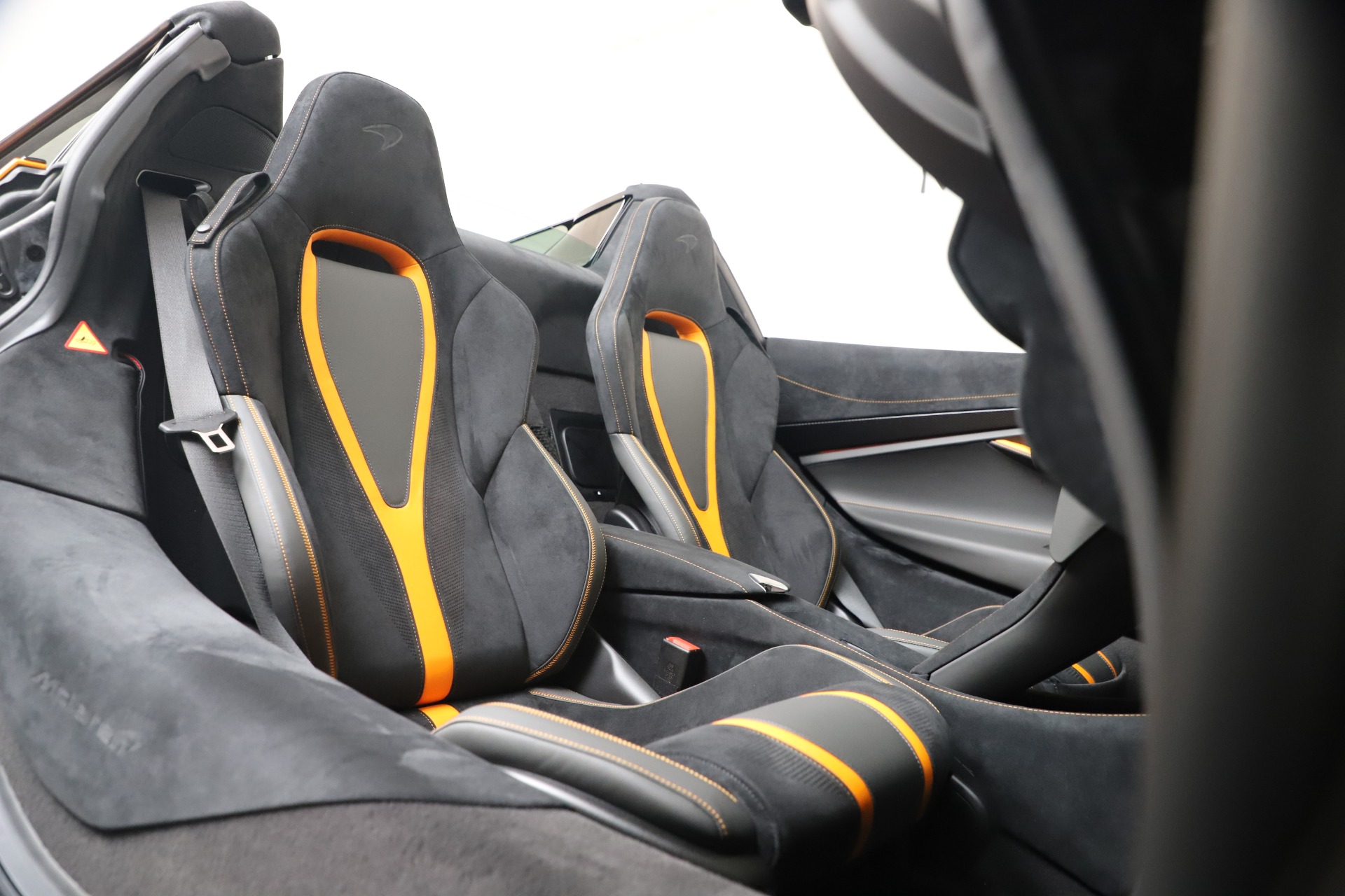 Used-2020-McLaren-720S-Spider-Performance