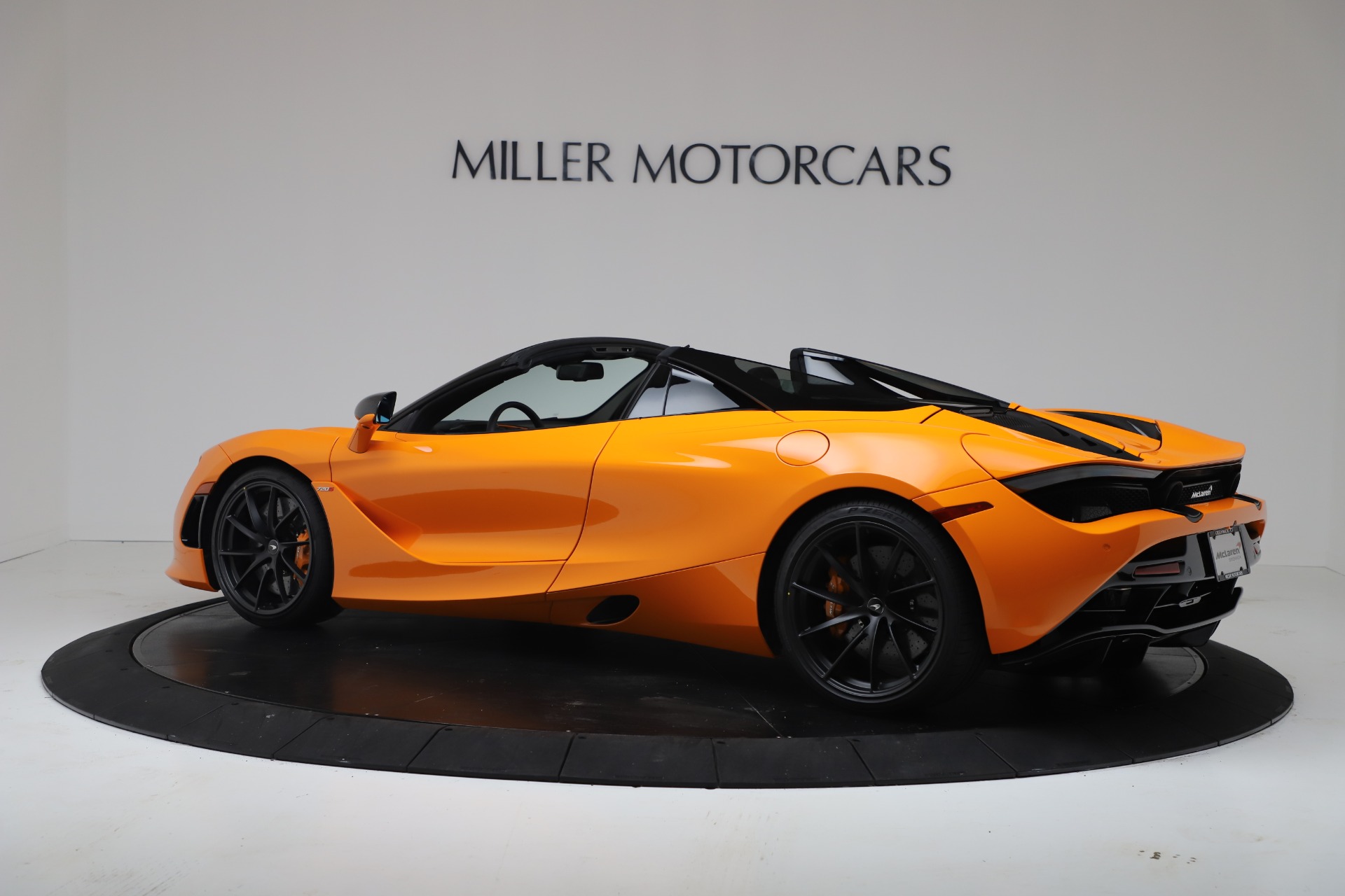 Used-2020-McLaren-720S-Spider-Performance