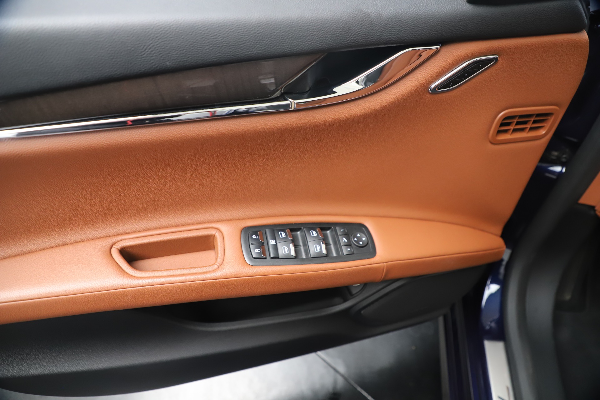 Used-2016-Maserati-Quattroporte-S-Q4