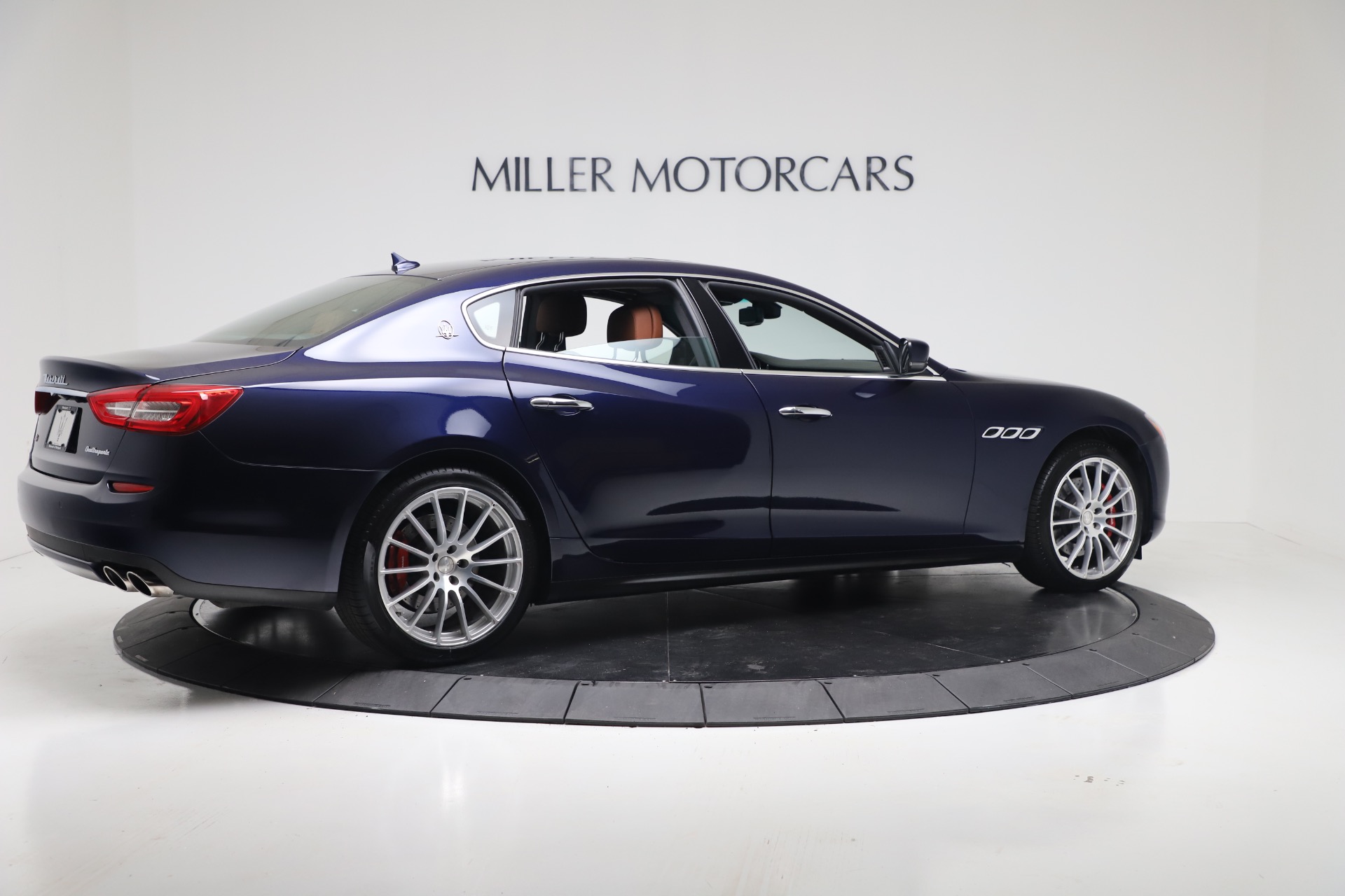 Used-2016-Maserati-Quattroporte-S-Q4