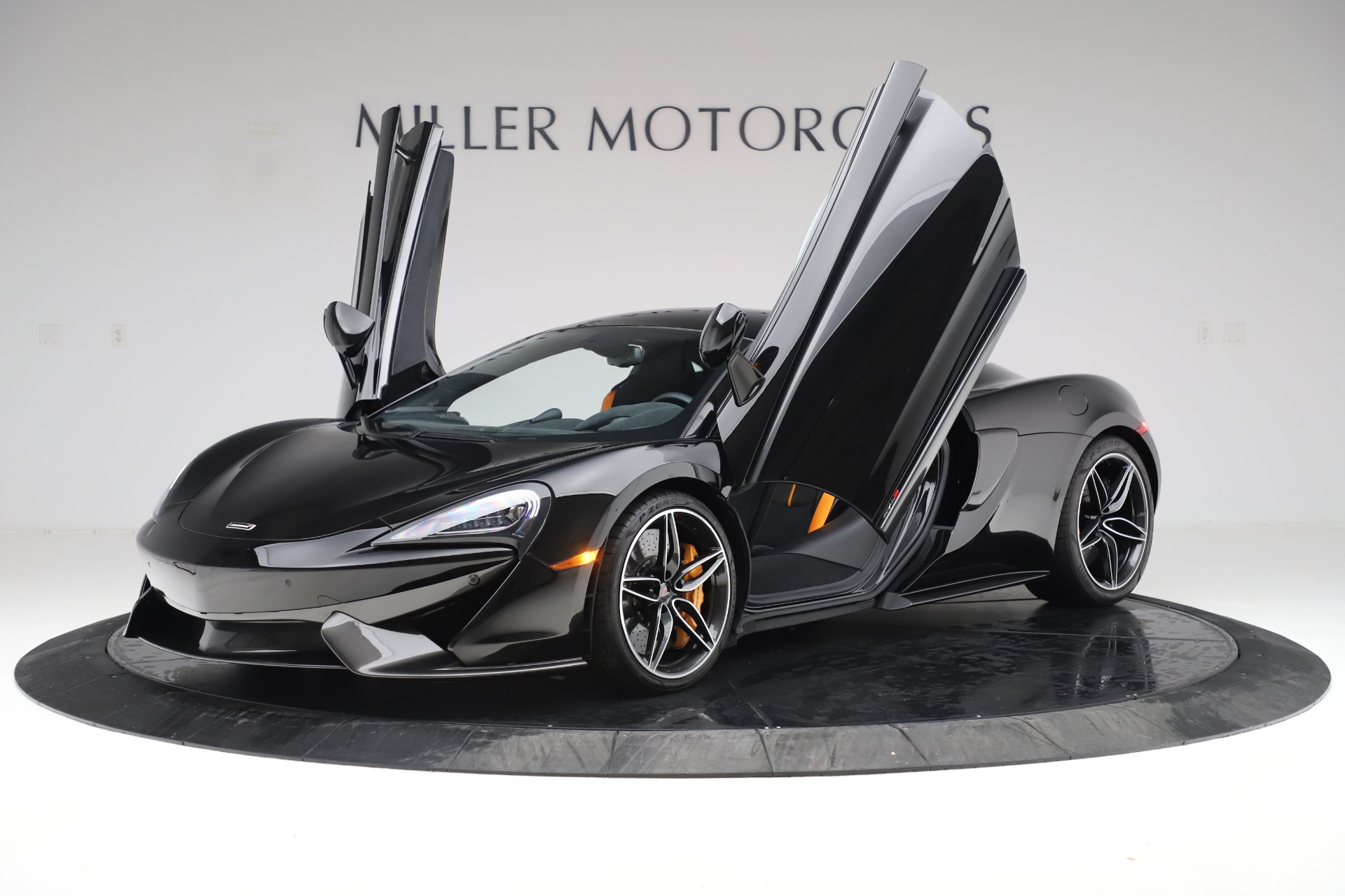 Used-2017-McLaren-570S-Coupe