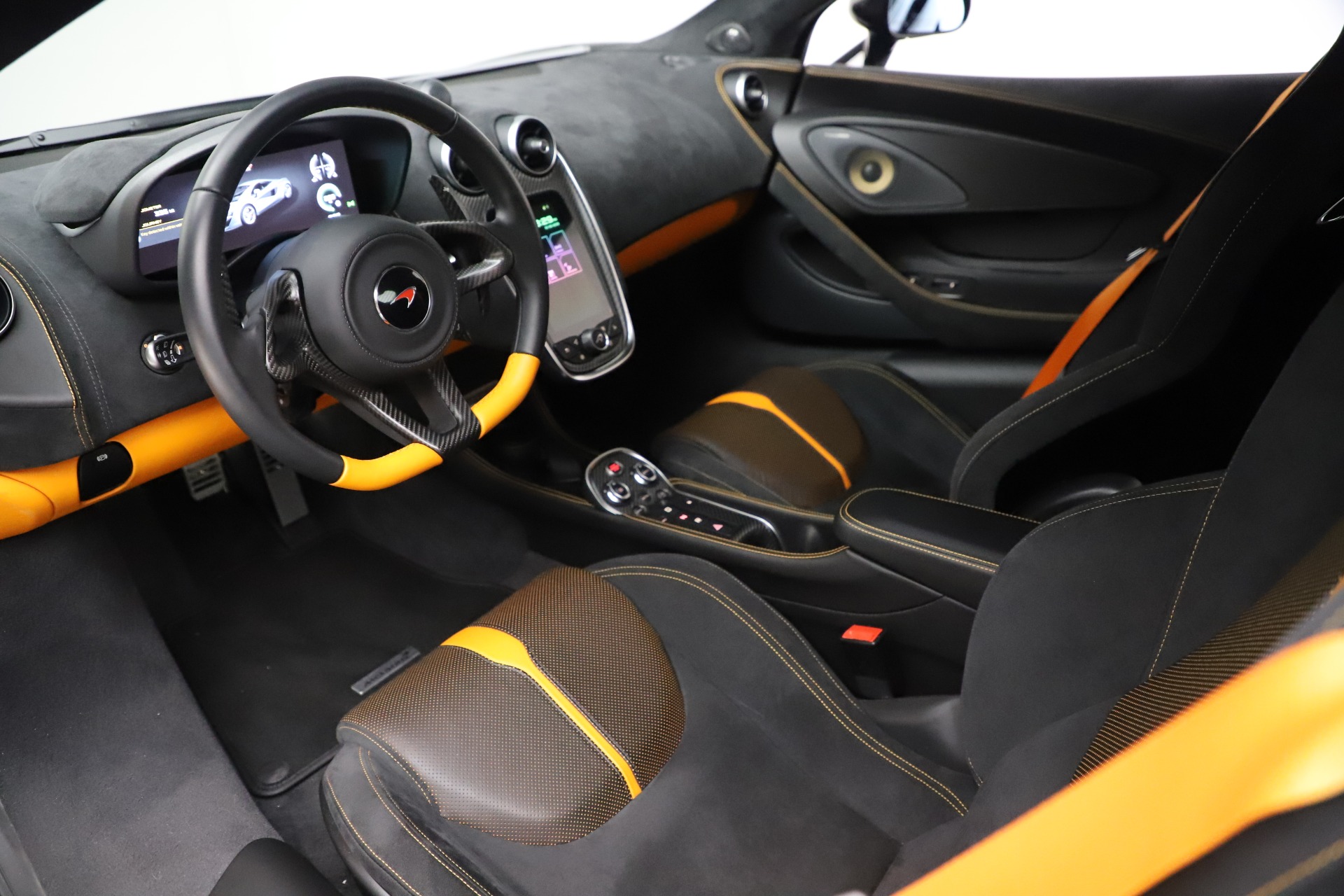 Used-2017-McLaren-570S-Coupe