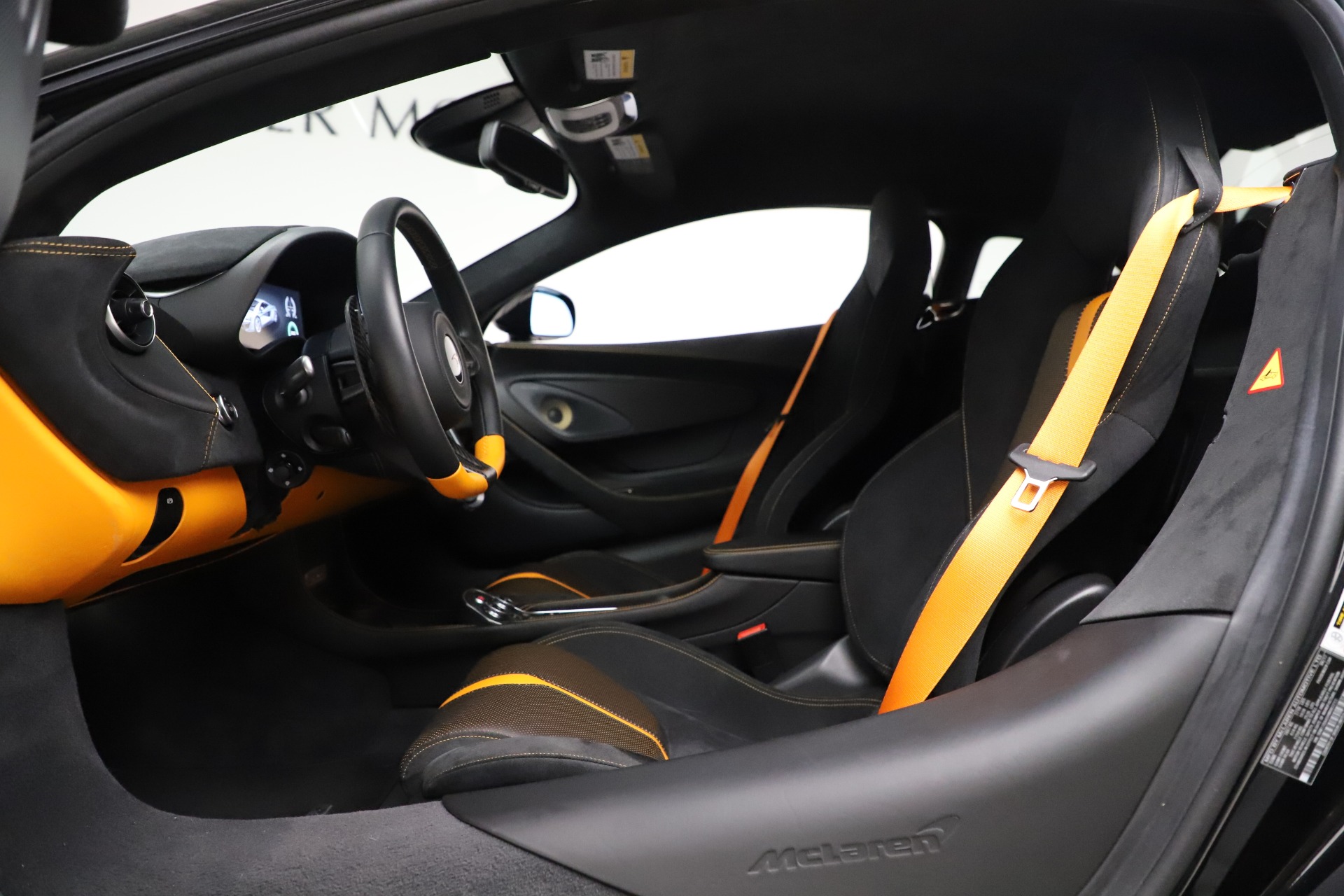 Used-2017-McLaren-570S-Coupe