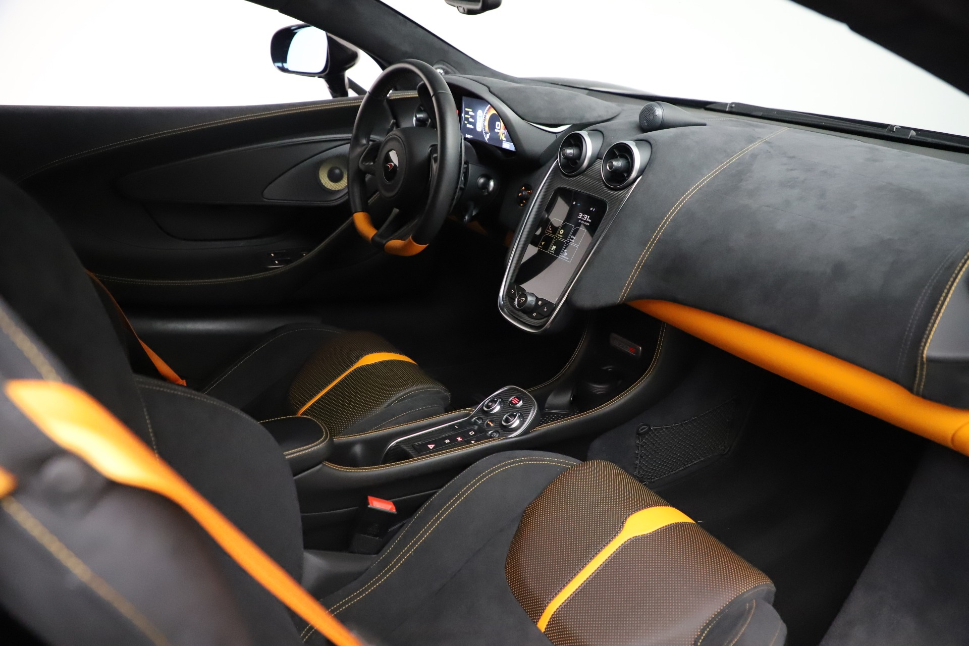 Used-2017-McLaren-570S-Coupe