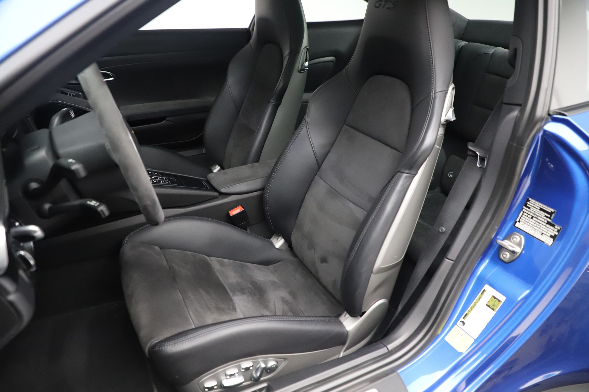 Used-2015-Porsche-911-Carrera-GTS