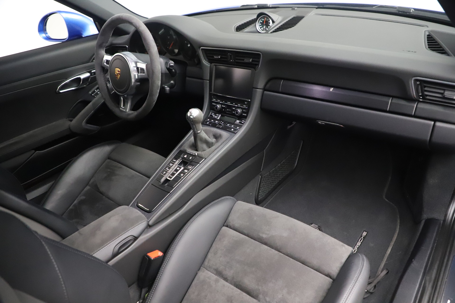 Used-2015-Porsche-911-Carrera-GTS