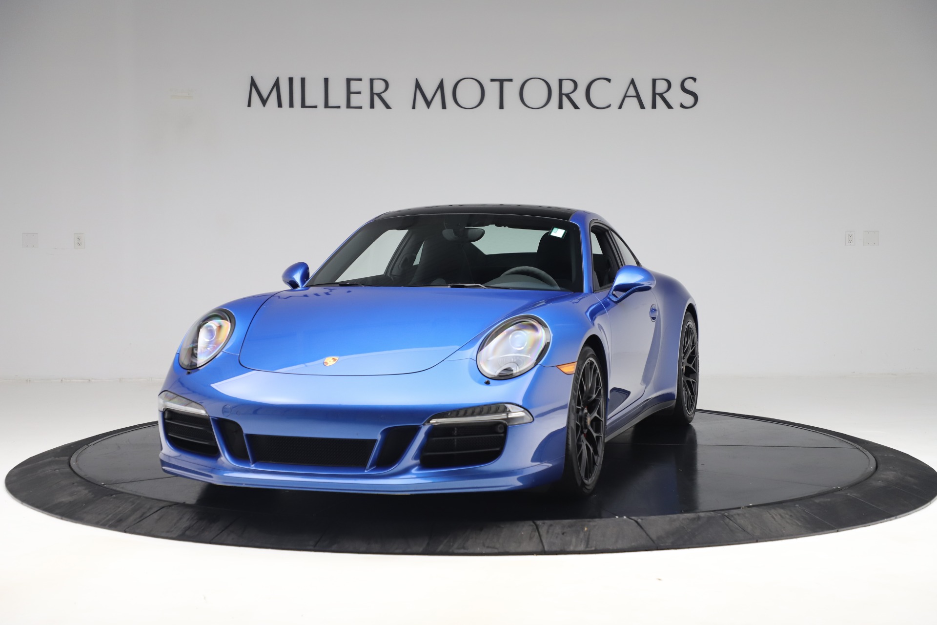 Used-2015-Porsche-911-Carrera-GTS