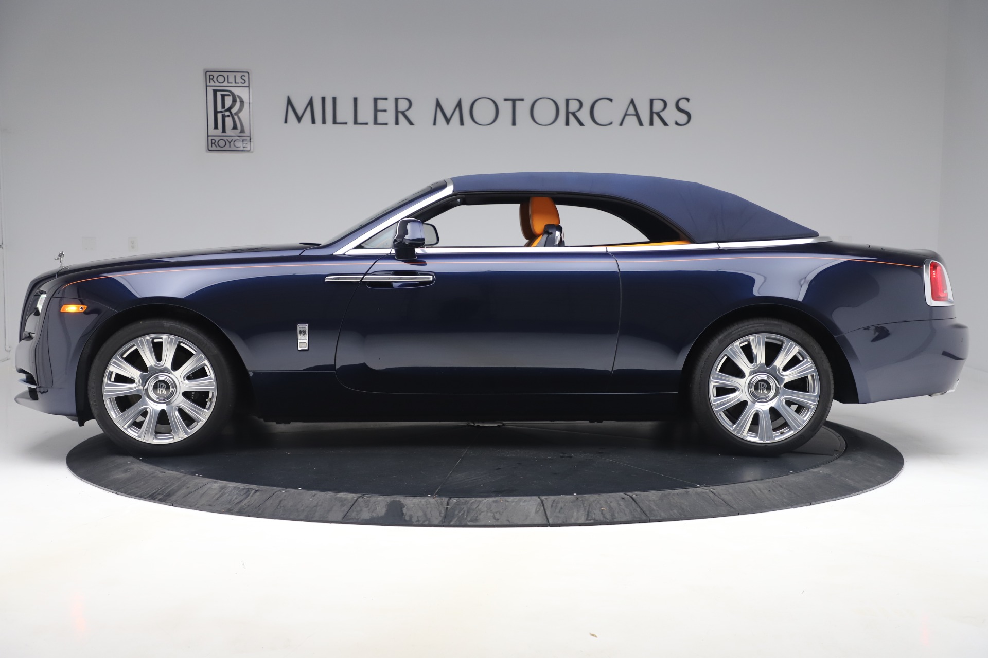 Used-2017-Rolls-Royce-Dawn