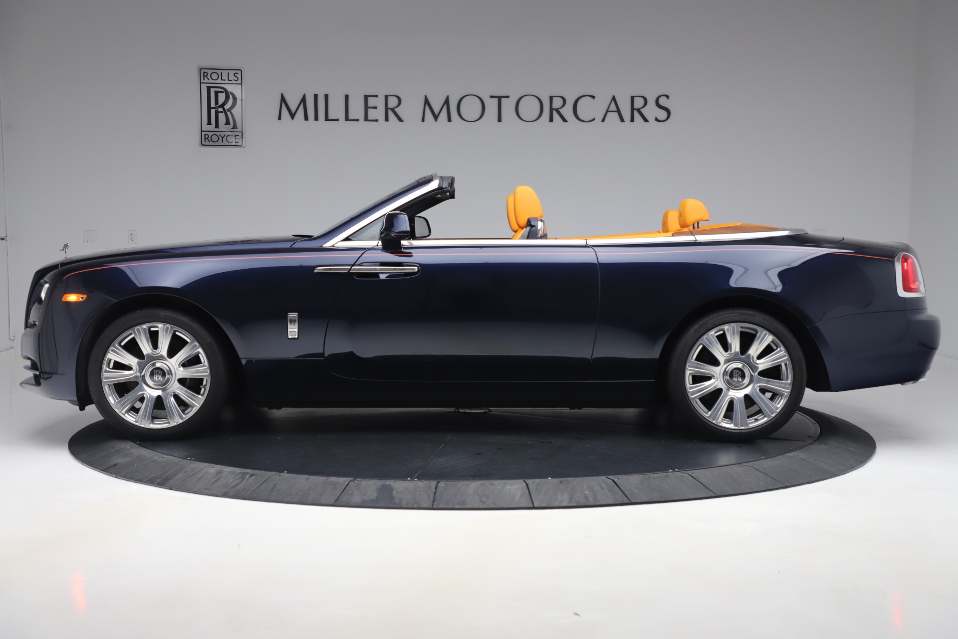 Used-2017-Rolls-Royce-Dawn