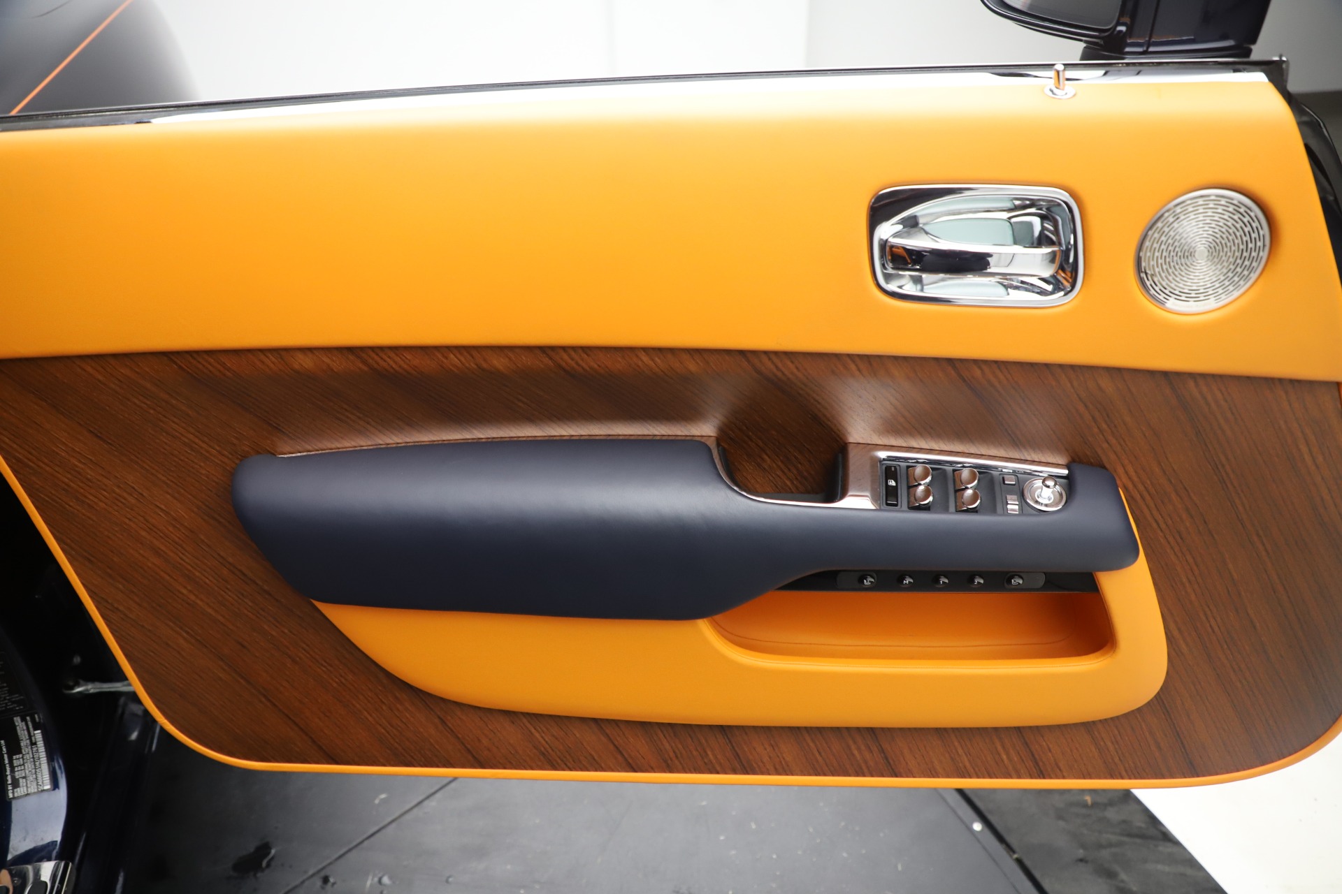 Used-2017-Rolls-Royce-Dawn