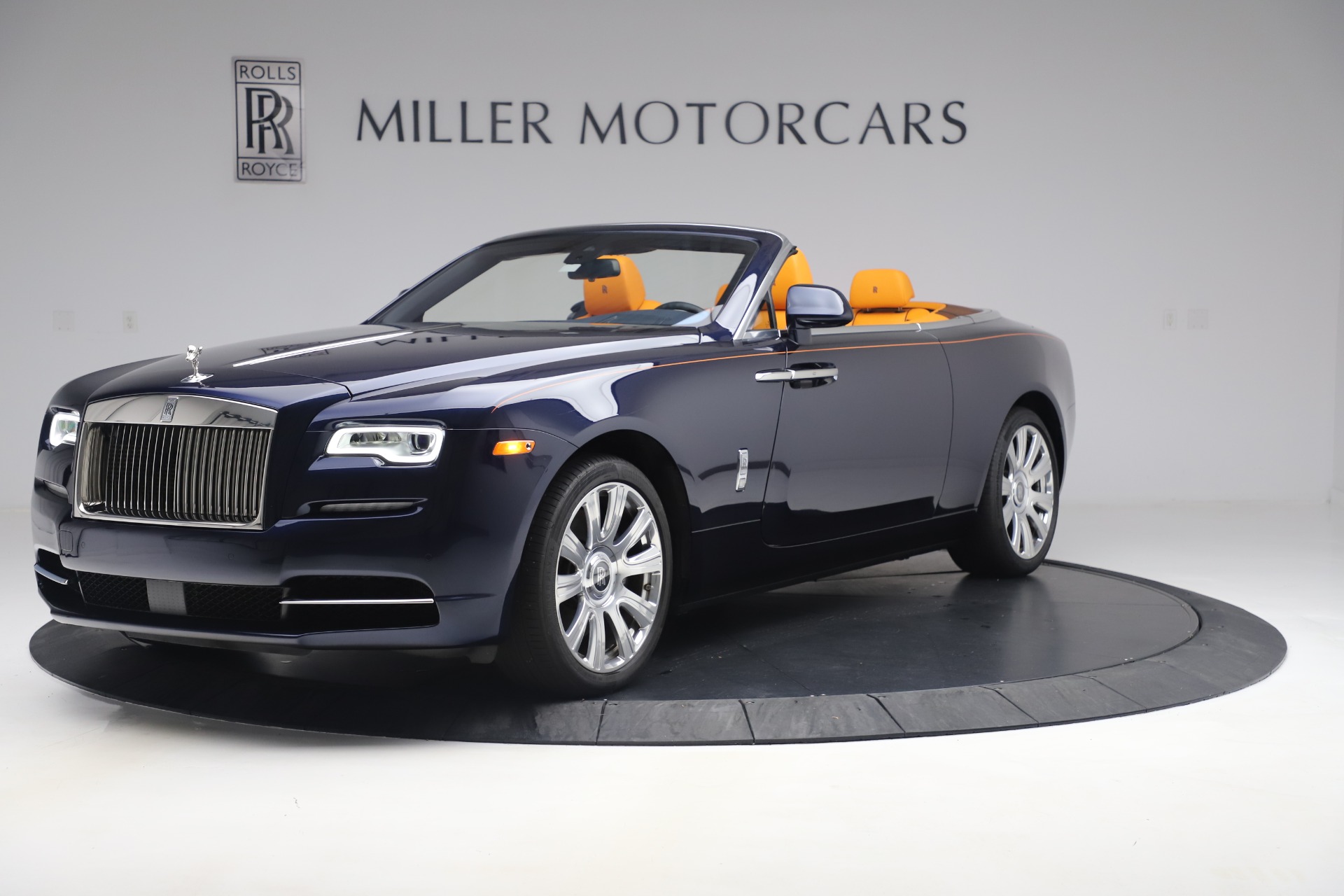 Used-2017-Rolls-Royce-Dawn
