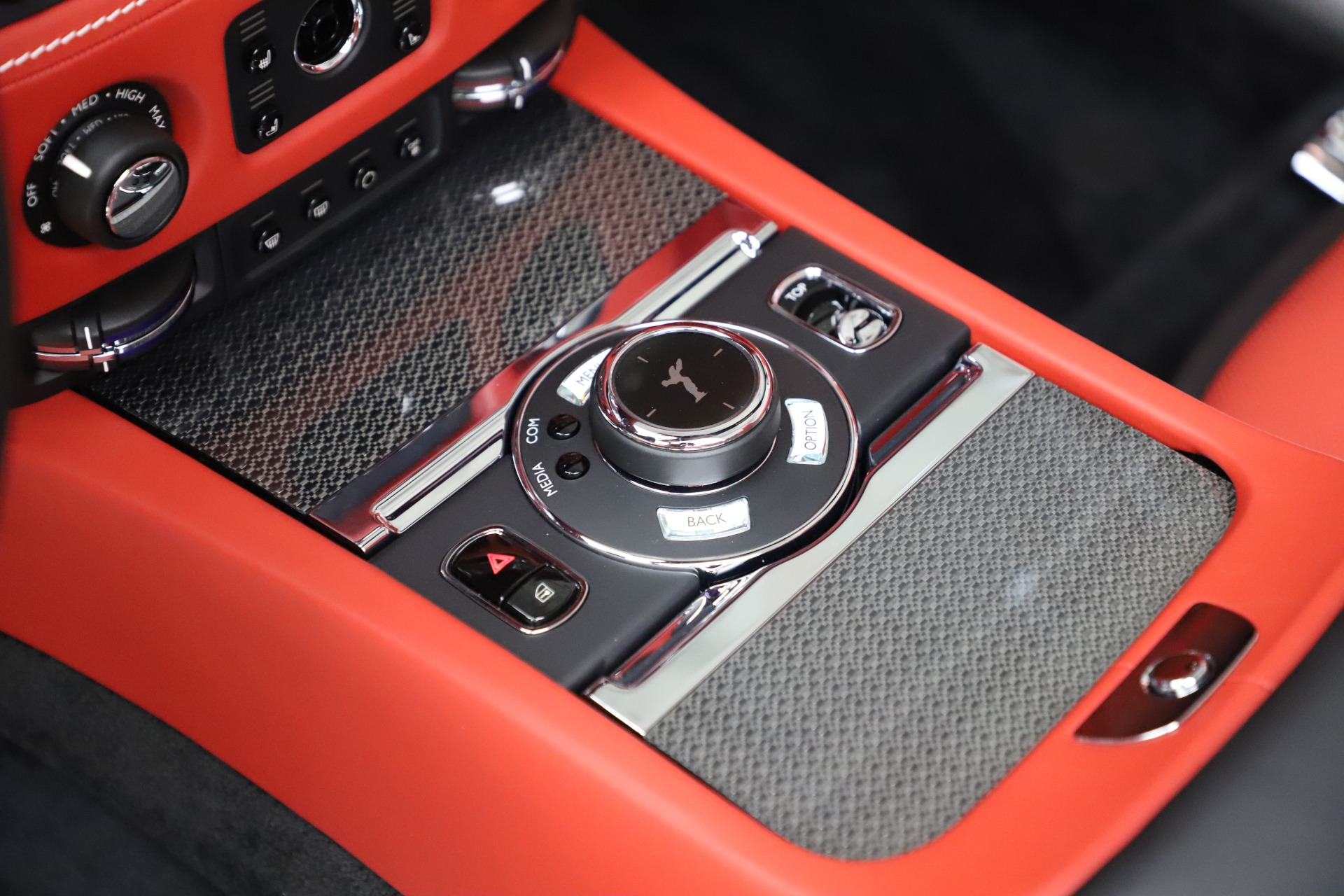 New-2020-Rolls-Royce-Dawn-Black-Badge