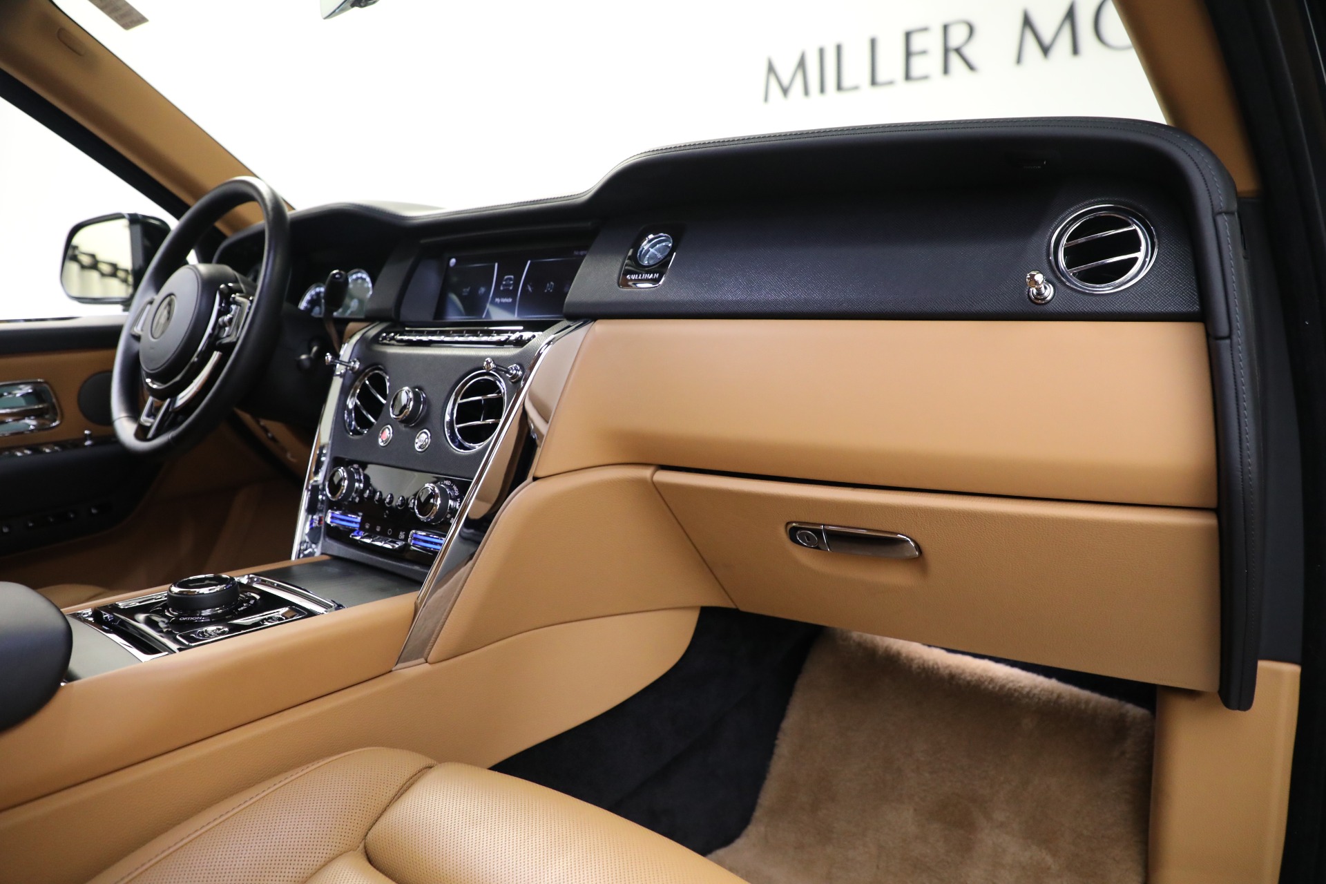 Used-2020-Rolls-Royce-Cullinan