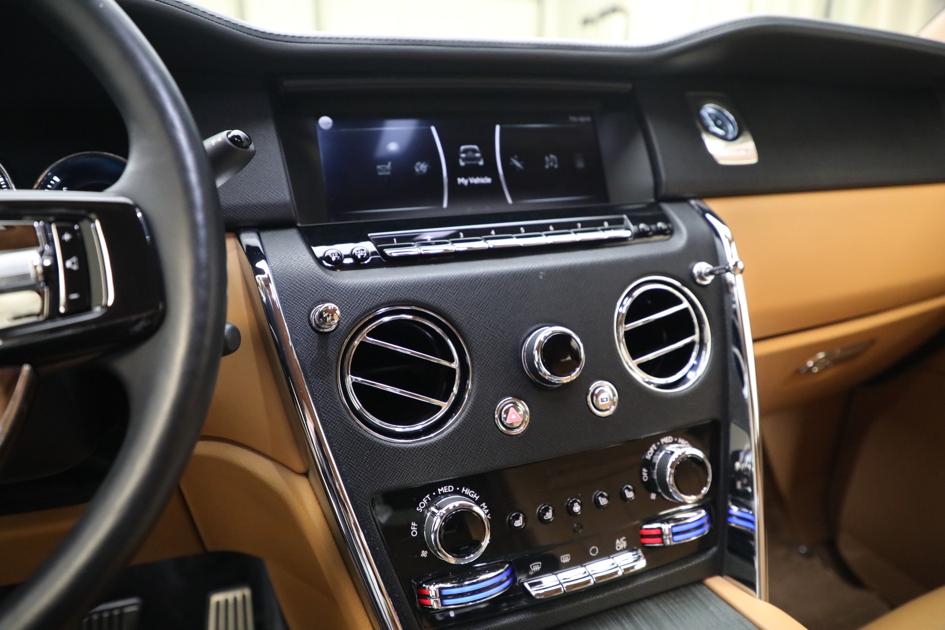 Used-2020-Rolls-Royce-Cullinan