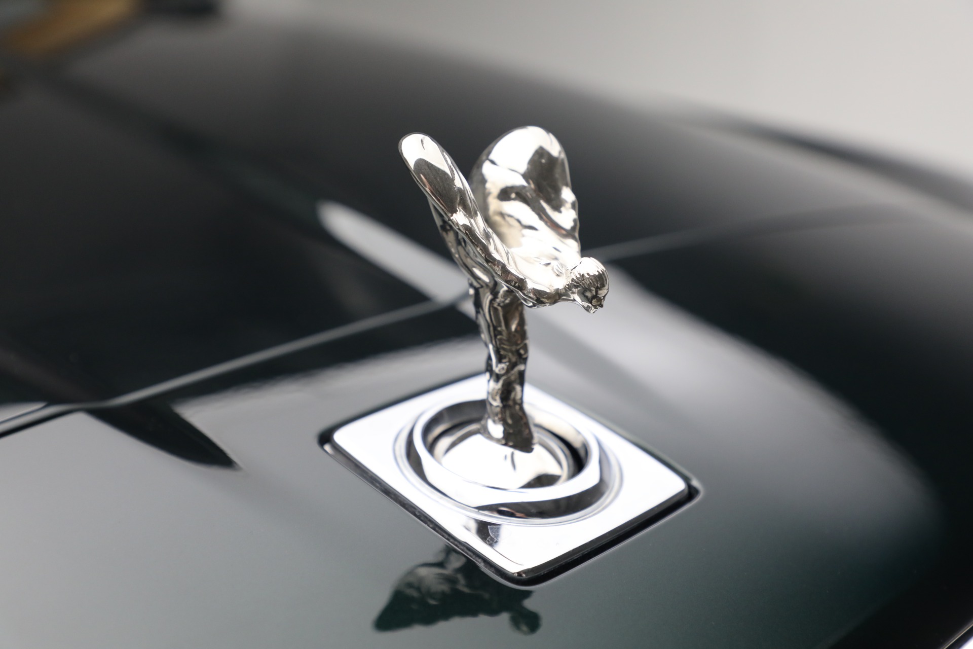 Used-2020-Rolls-Royce-Cullinan