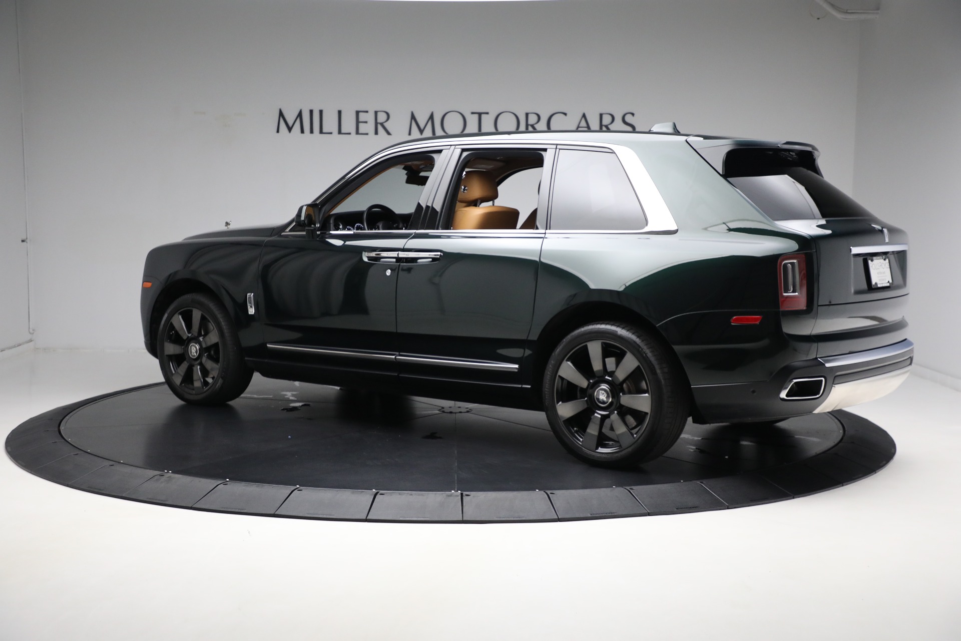 Used-2020-Rolls-Royce-Cullinan