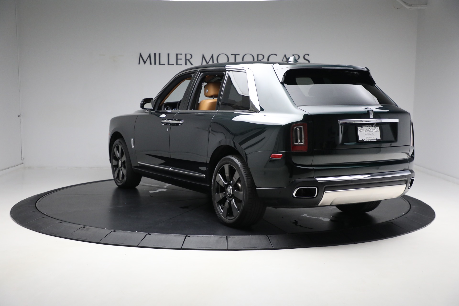 Used-2020-Rolls-Royce-Cullinan