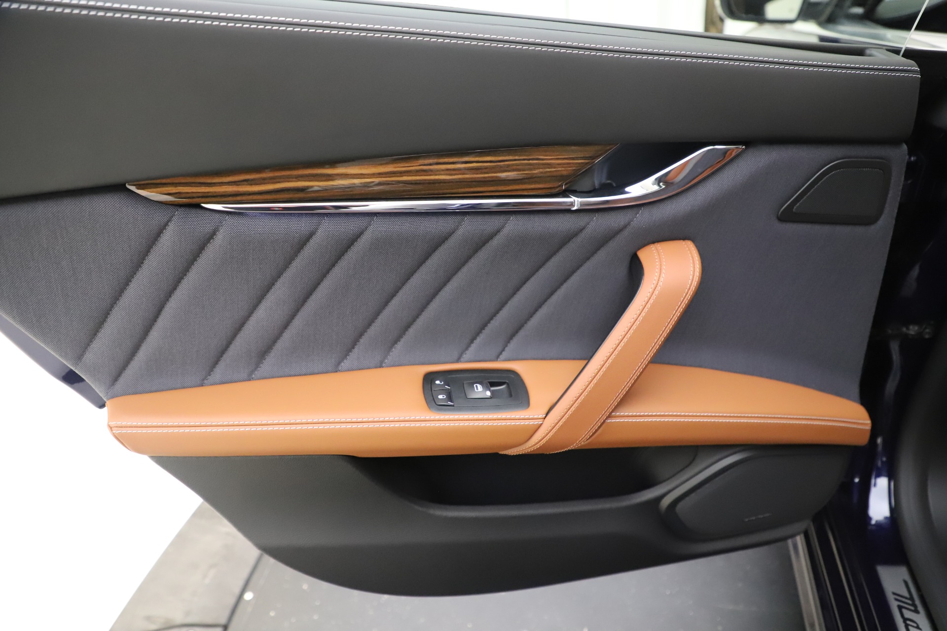 Used-2017-Maserati-Quattroporte-S-Q4-GranLusso