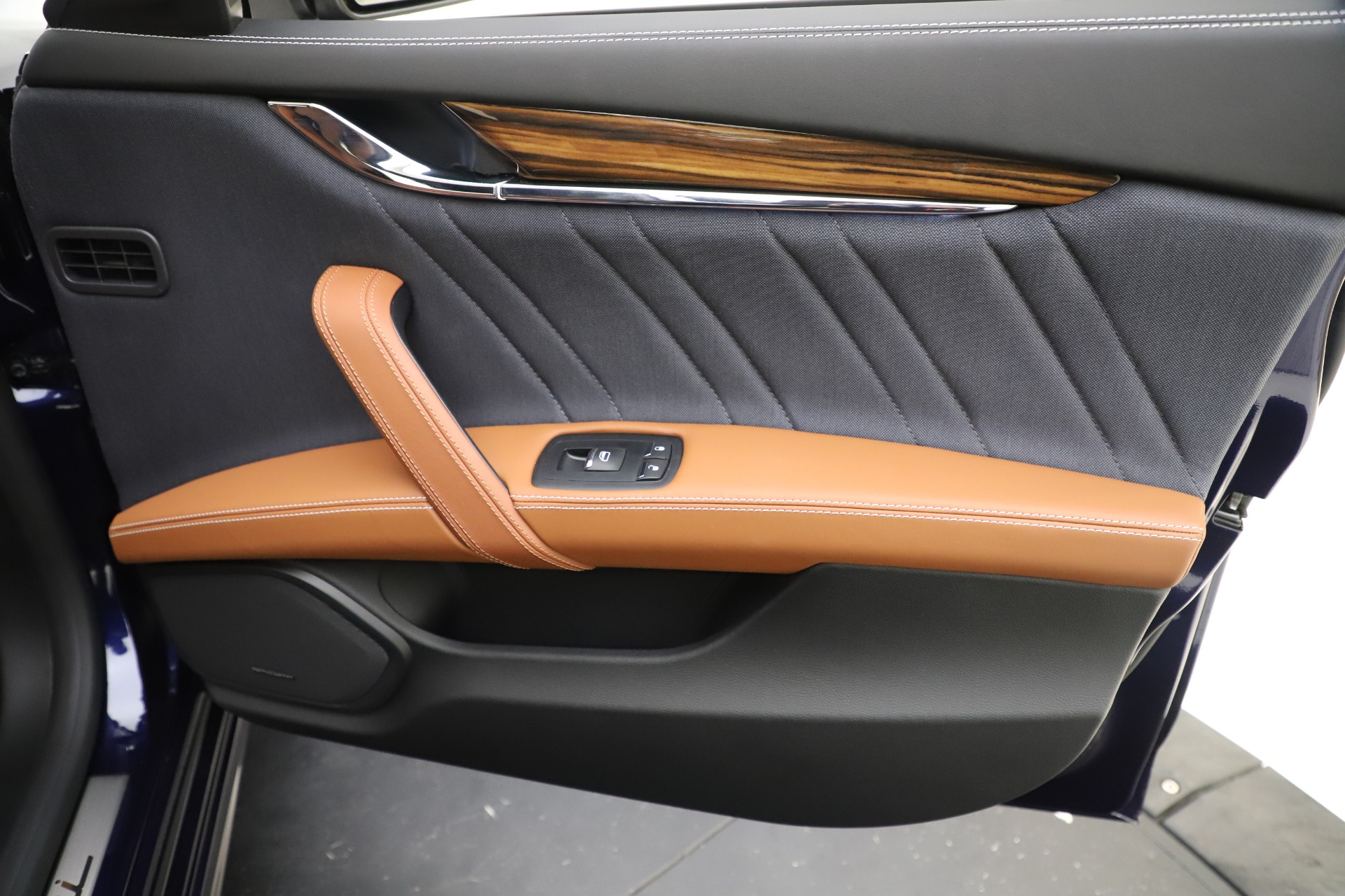 Used-2017-Maserati-Quattroporte-S-Q4-GranLusso