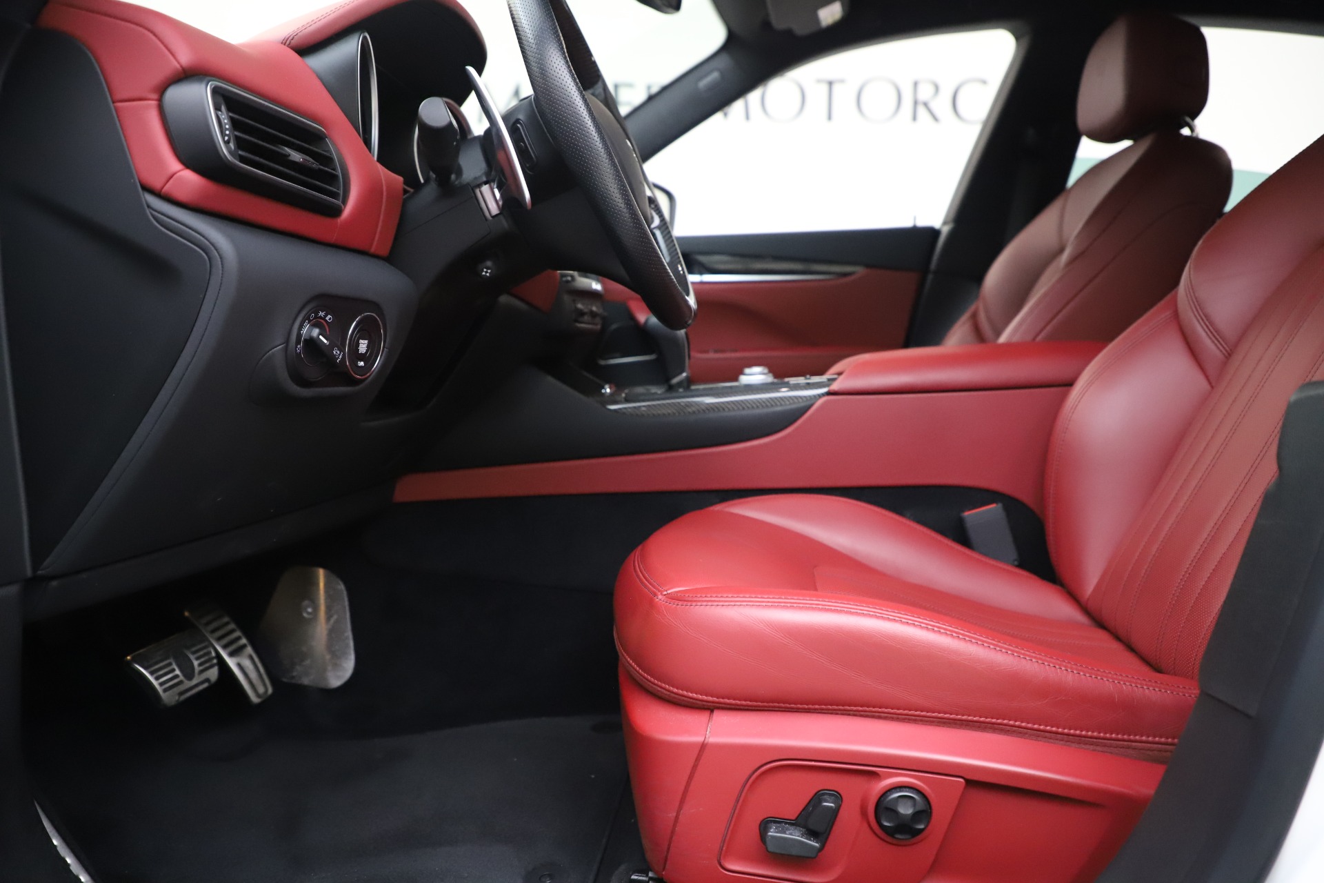 Used-2017-Maserati-Levante-S