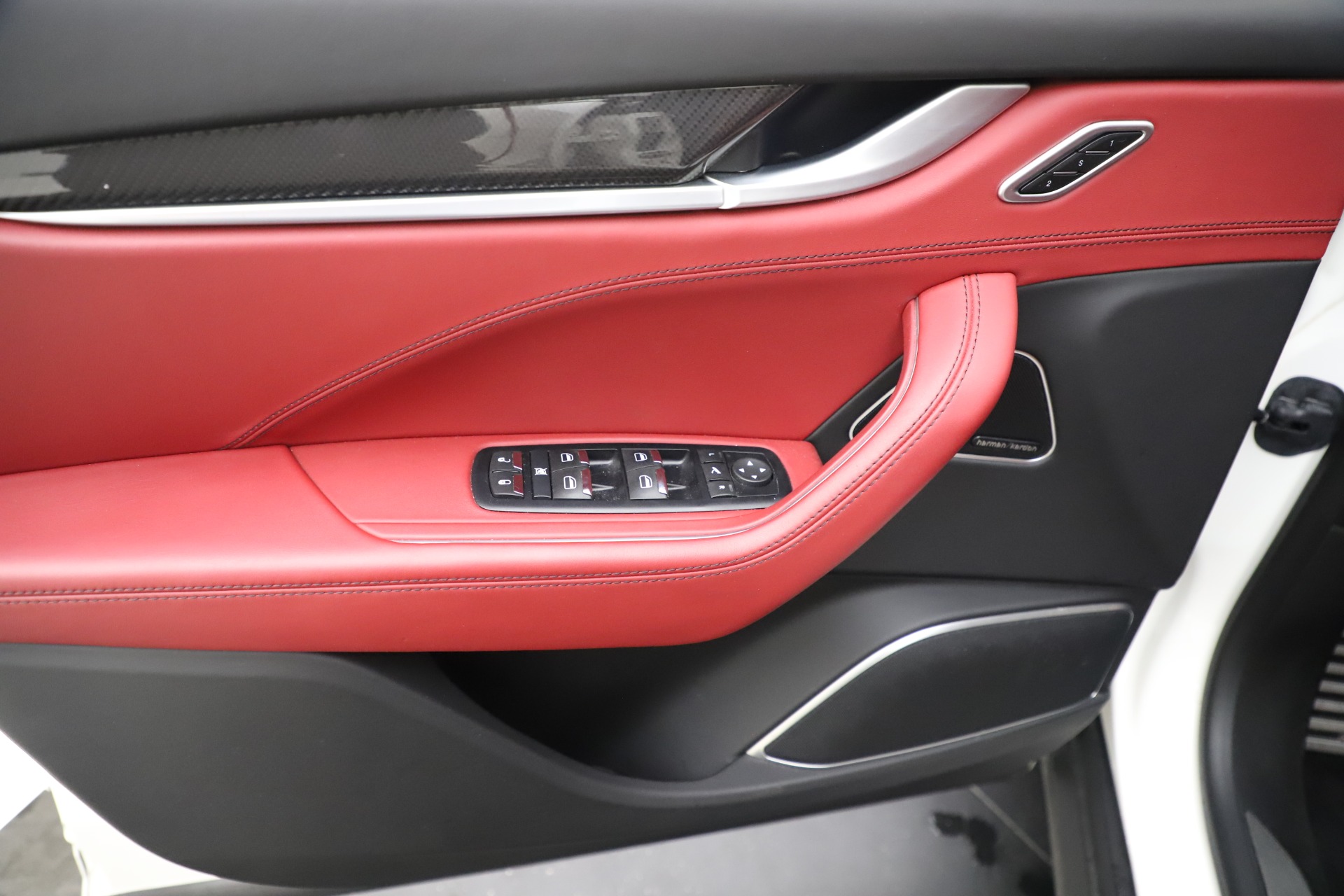 Used-2017-Maserati-Levante-S