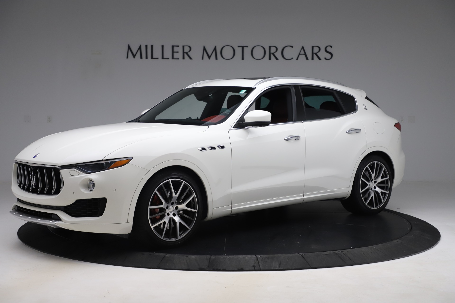 Used-2017-Maserati-Levante-S
