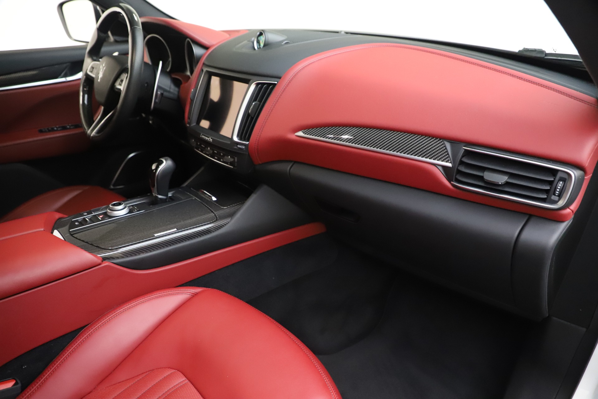 Used-2017-Maserati-Levante-S