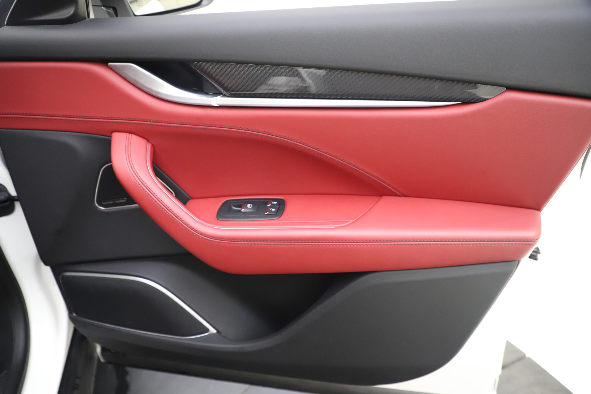 Used-2017-Maserati-Levante-S