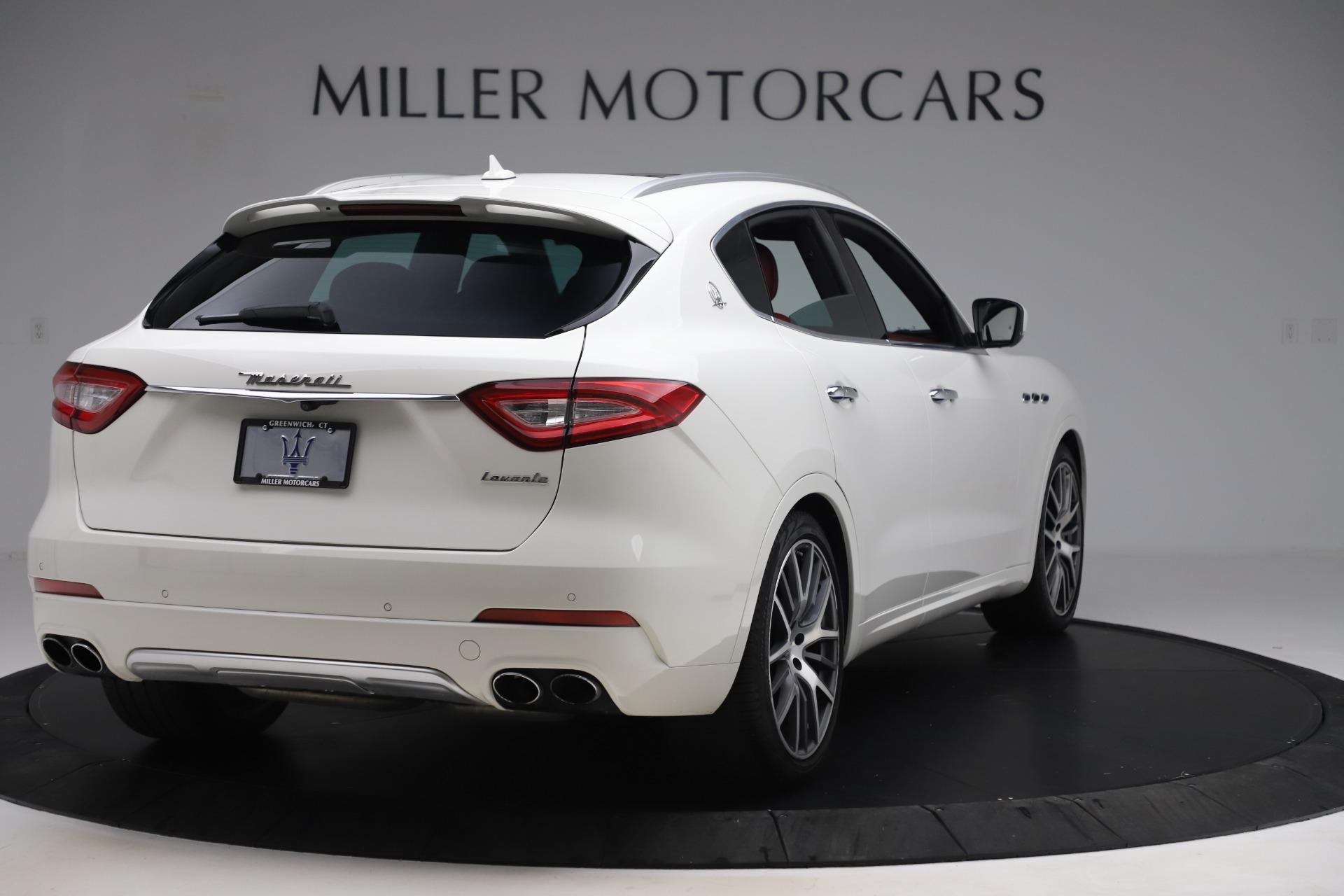 Used-2017-Maserati-Levante-S