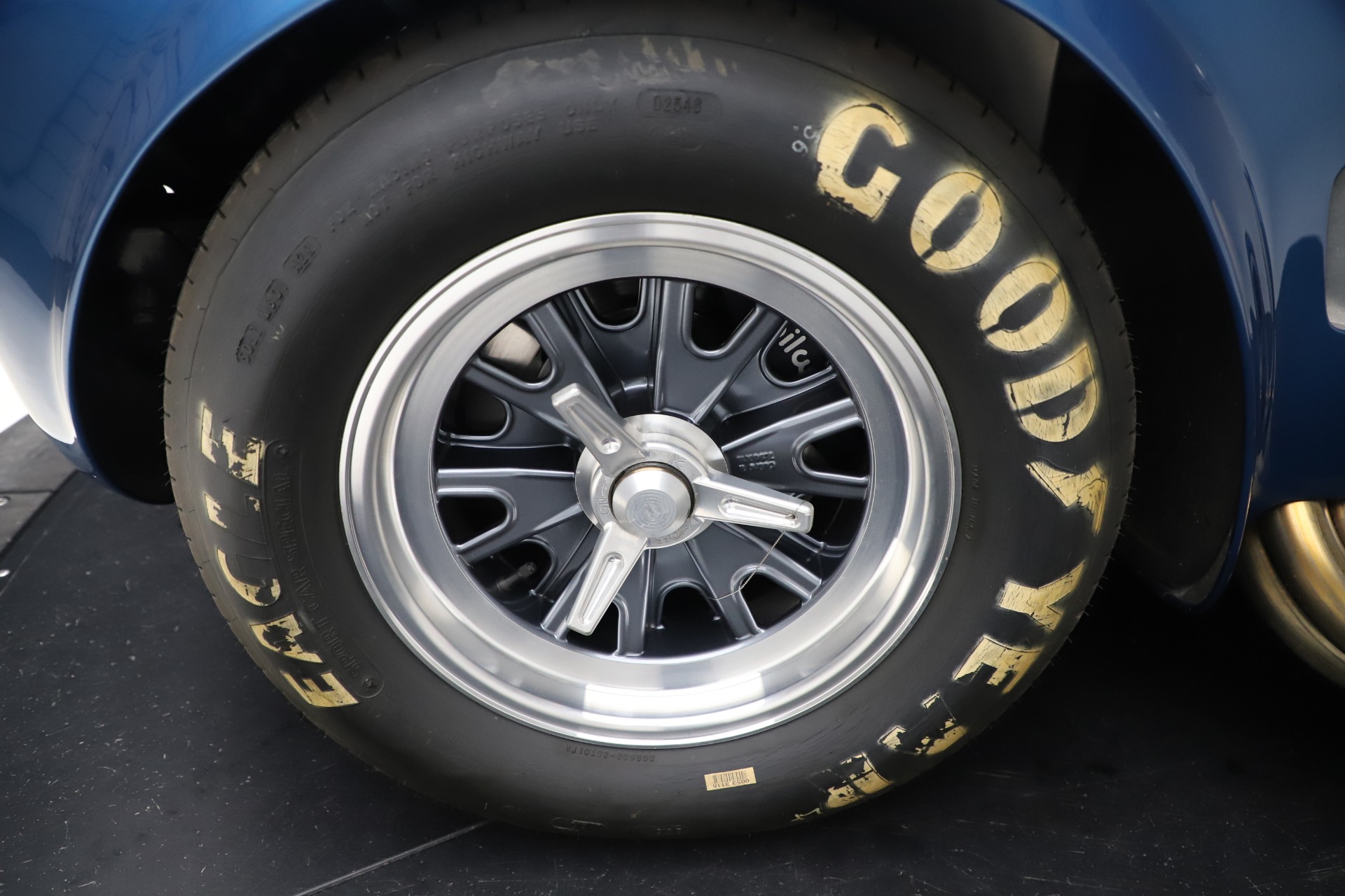 Used-1965-Ford-Cobra-CSX