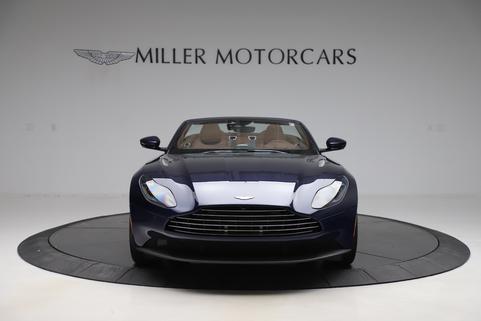 New-2020-Aston-Martin-DB11-Volante-Convertible
