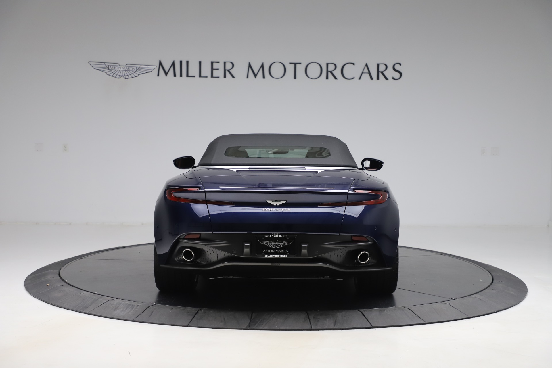 New-2020-Aston-Martin-DB11-Volante-Convertible