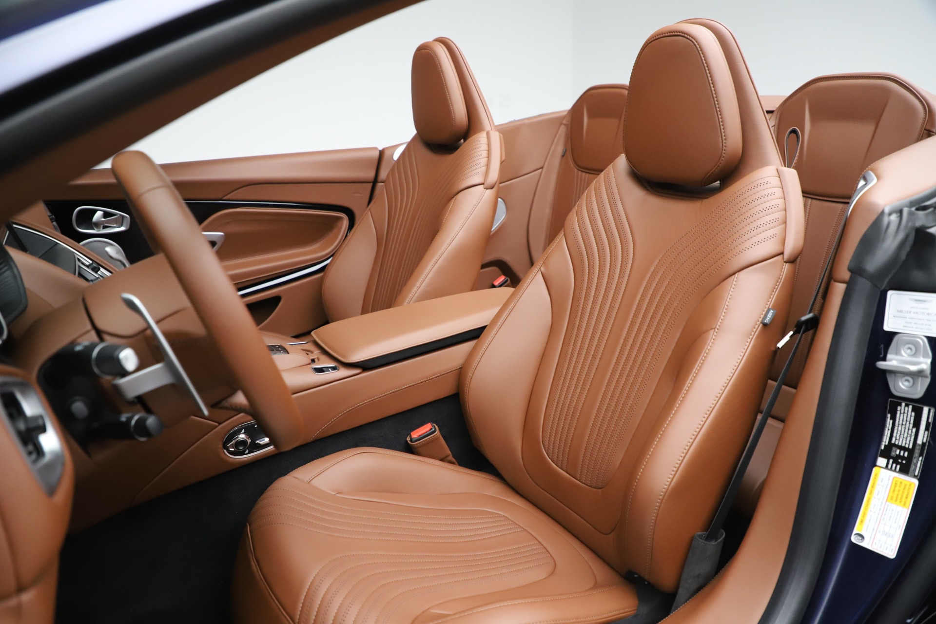 New-2020-Aston-Martin-DB11-Volante-Convertible