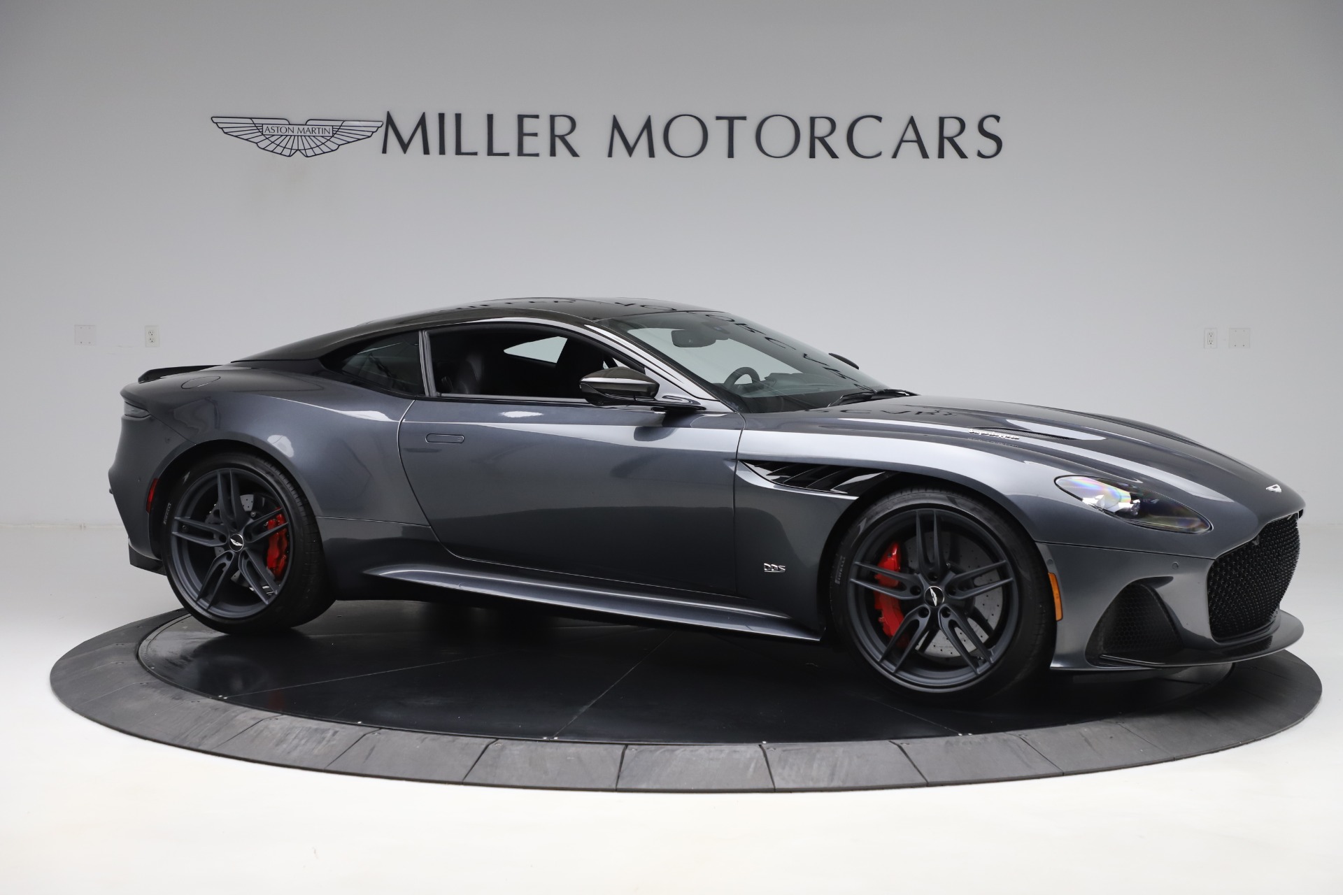 Used-2019-Aston-Martin-DBS-Superleggera-Coupe